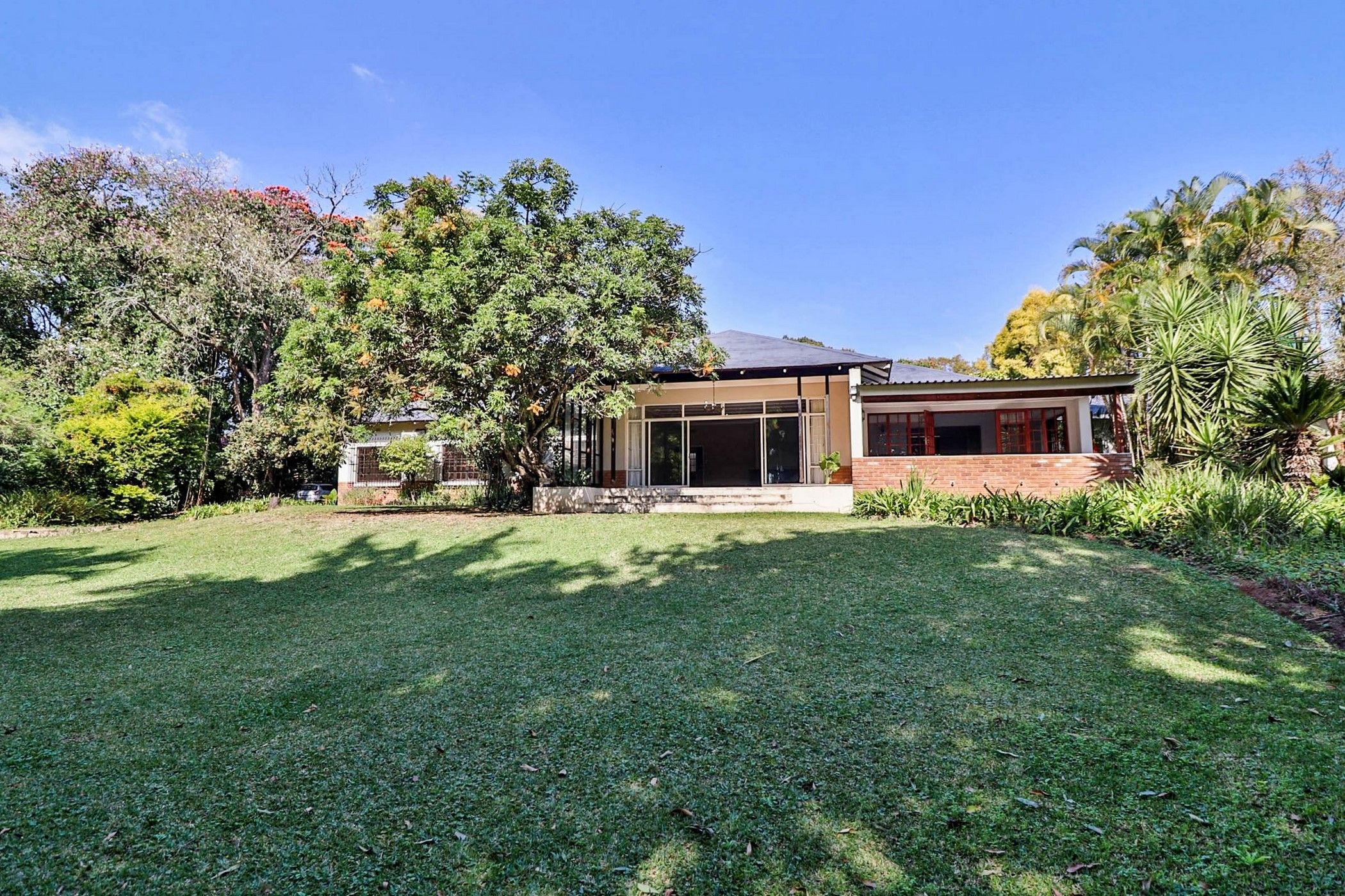 6 Bedroom House For Sale White River 1WR1618723 Pam Golding