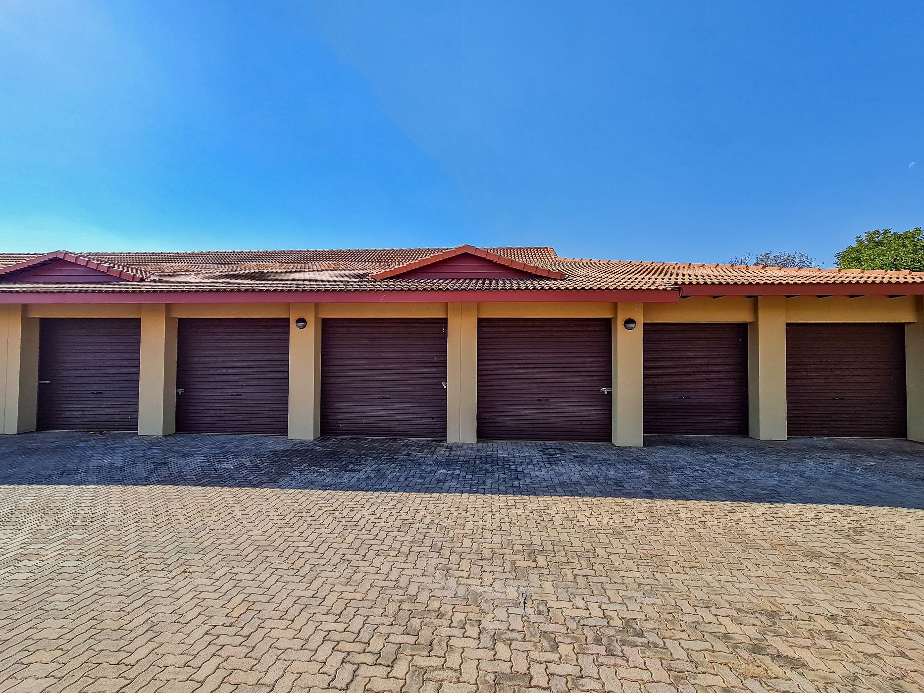 Security Estate Home For Sale Pecanwood 1HR1619138 Pam Golding