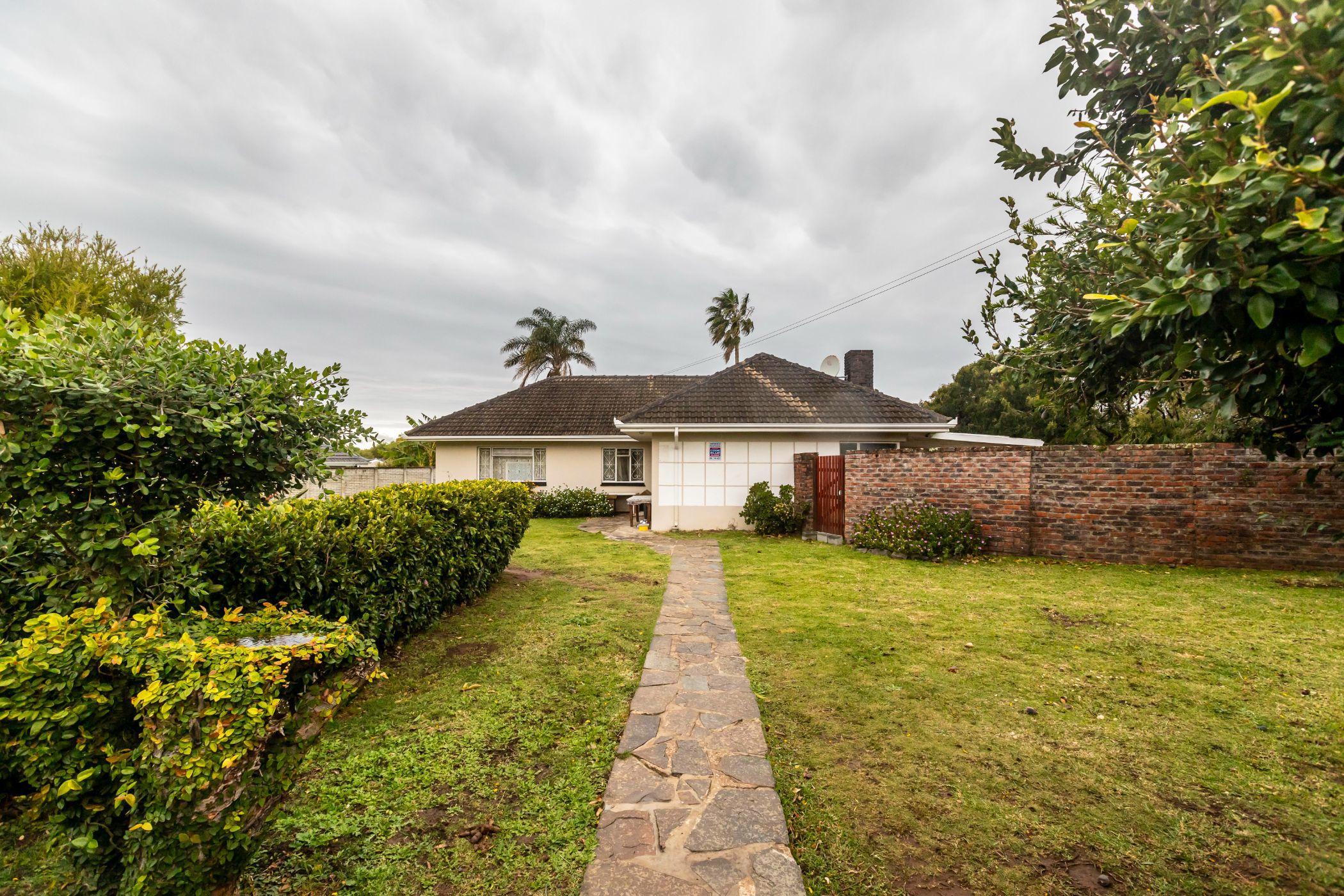 4 Bedroom House For Sale Beacon Bay 1ET1618278 Pam Golding Properties