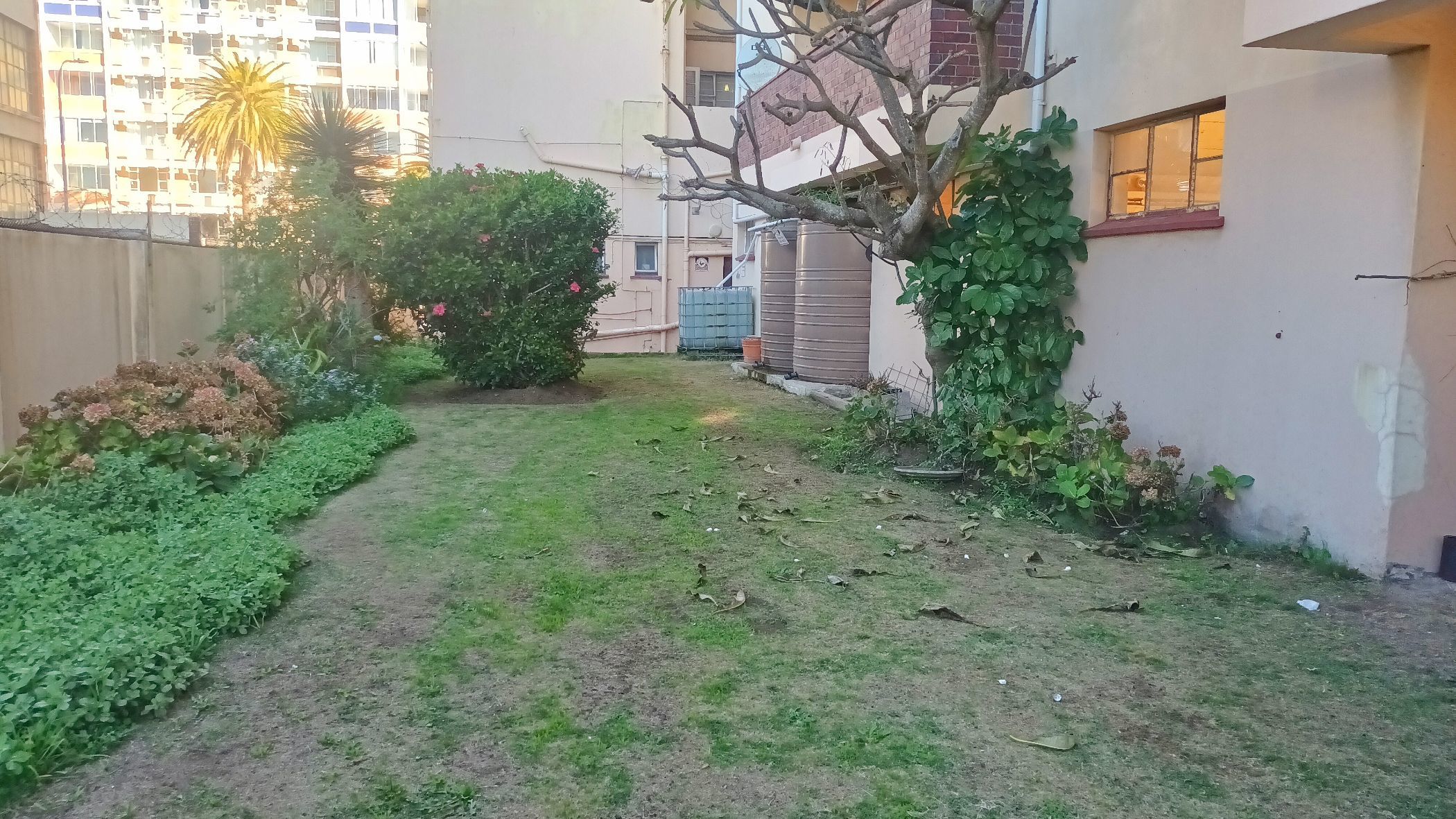 2 Bedroom Apartment For Sale Richmond Hill 1PLZ1617858 Pam