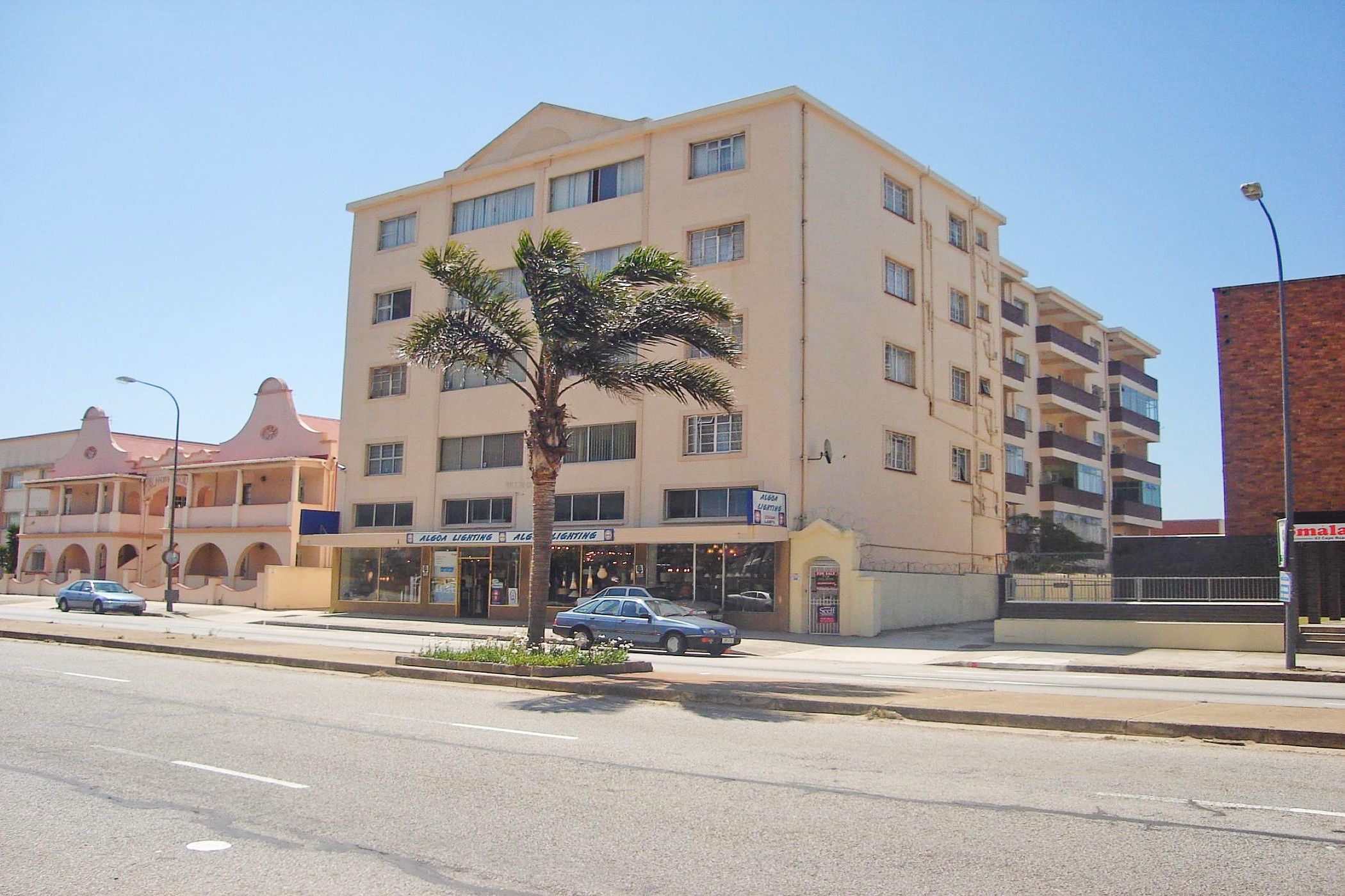 2 Bedroom Apartment For Sale Richmond Hill 1PLZ1617858 Pam