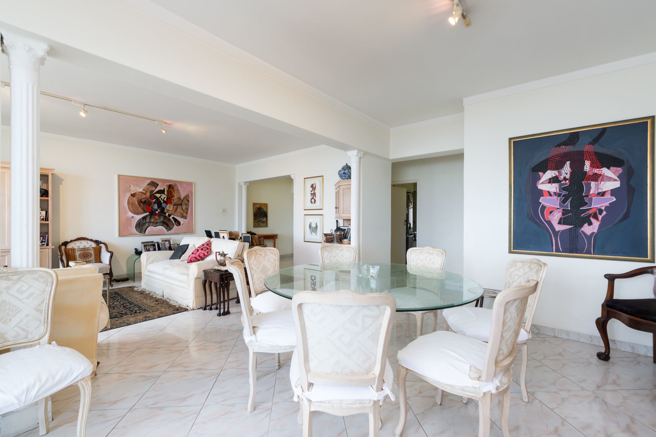 2 Bedroom Apartment For Sale Sea Point AS1618376 Pam Golding