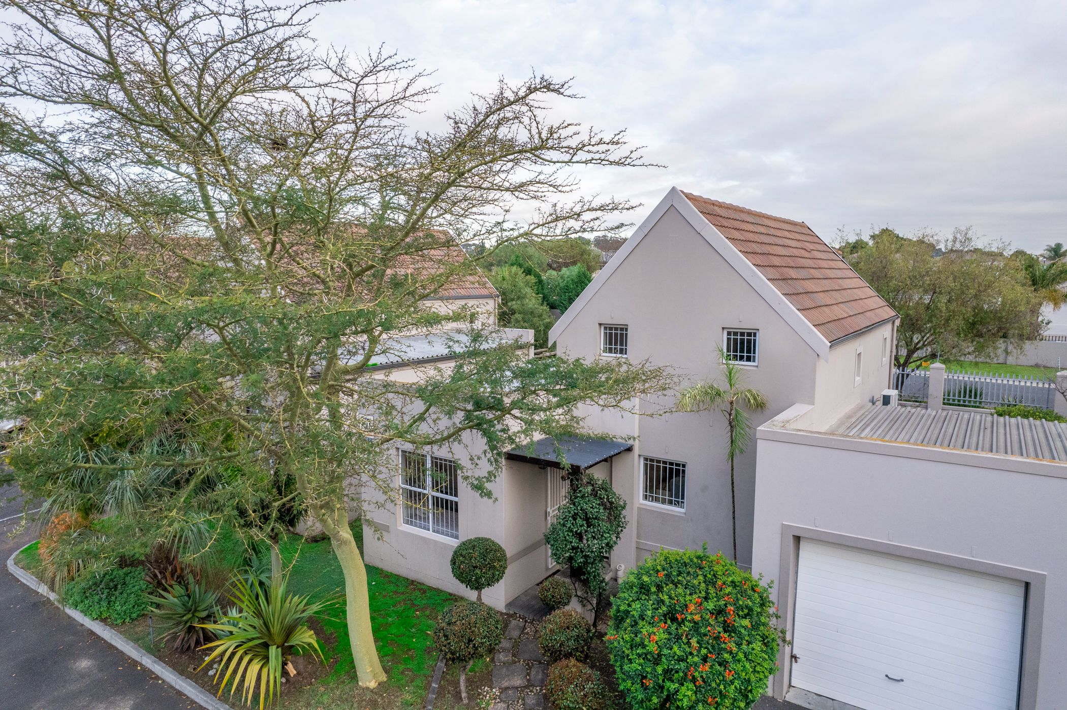 3 Bedroom Townhouse For Sale Sonstraal Heights DBV1618789 Pam Golding Properties