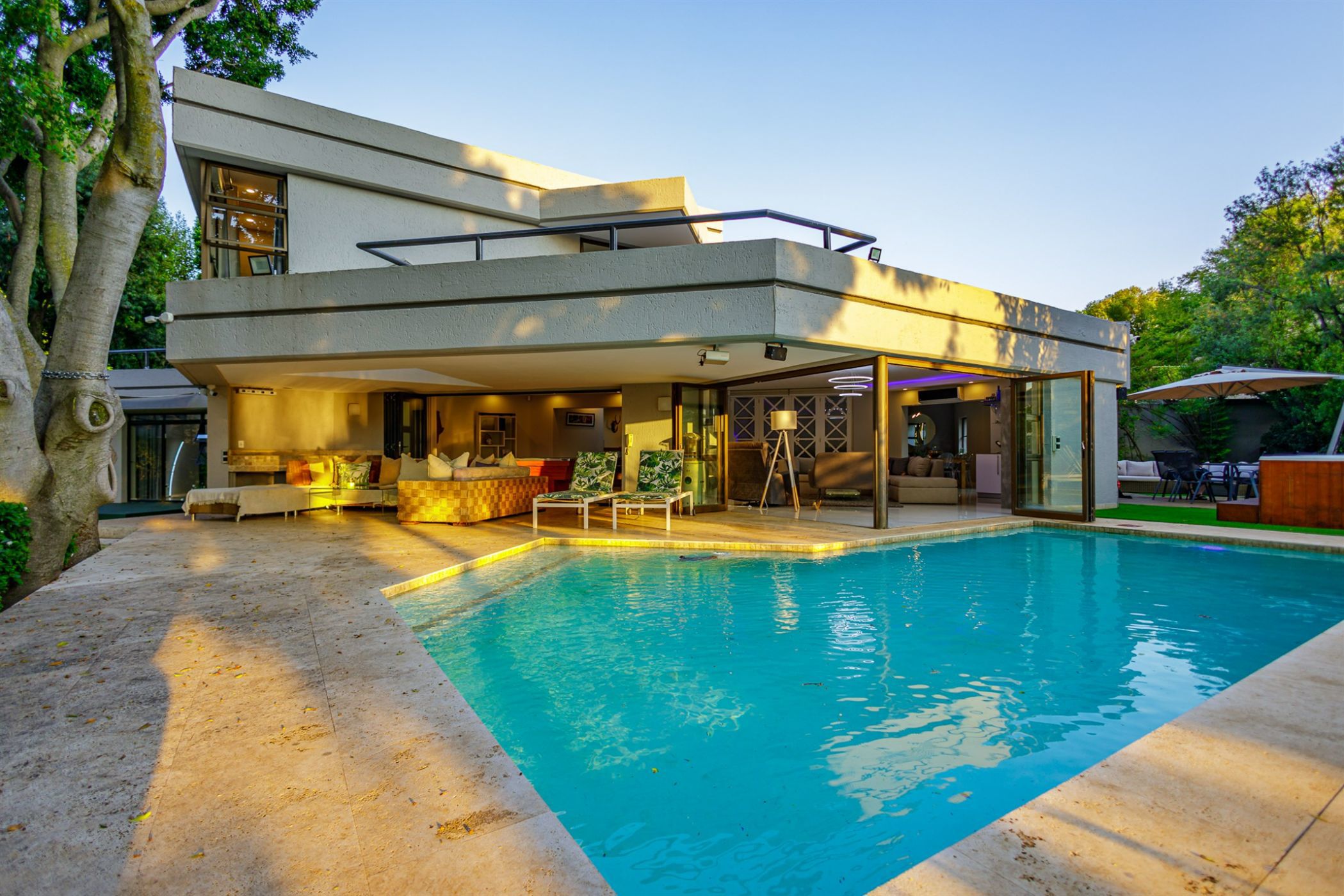 4 Bedroom House For Sale Waverley (Johannesburg) HP1623477 Pam