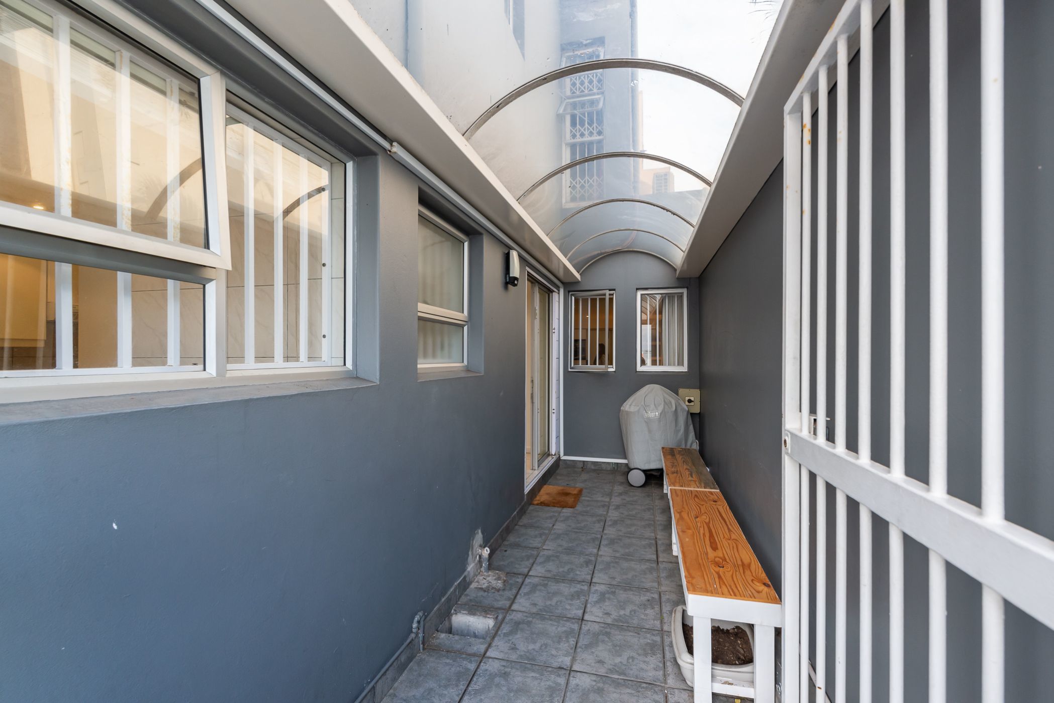 3 Bedroom House For Sale Sea Point AS1619325 Pam Golding Properties