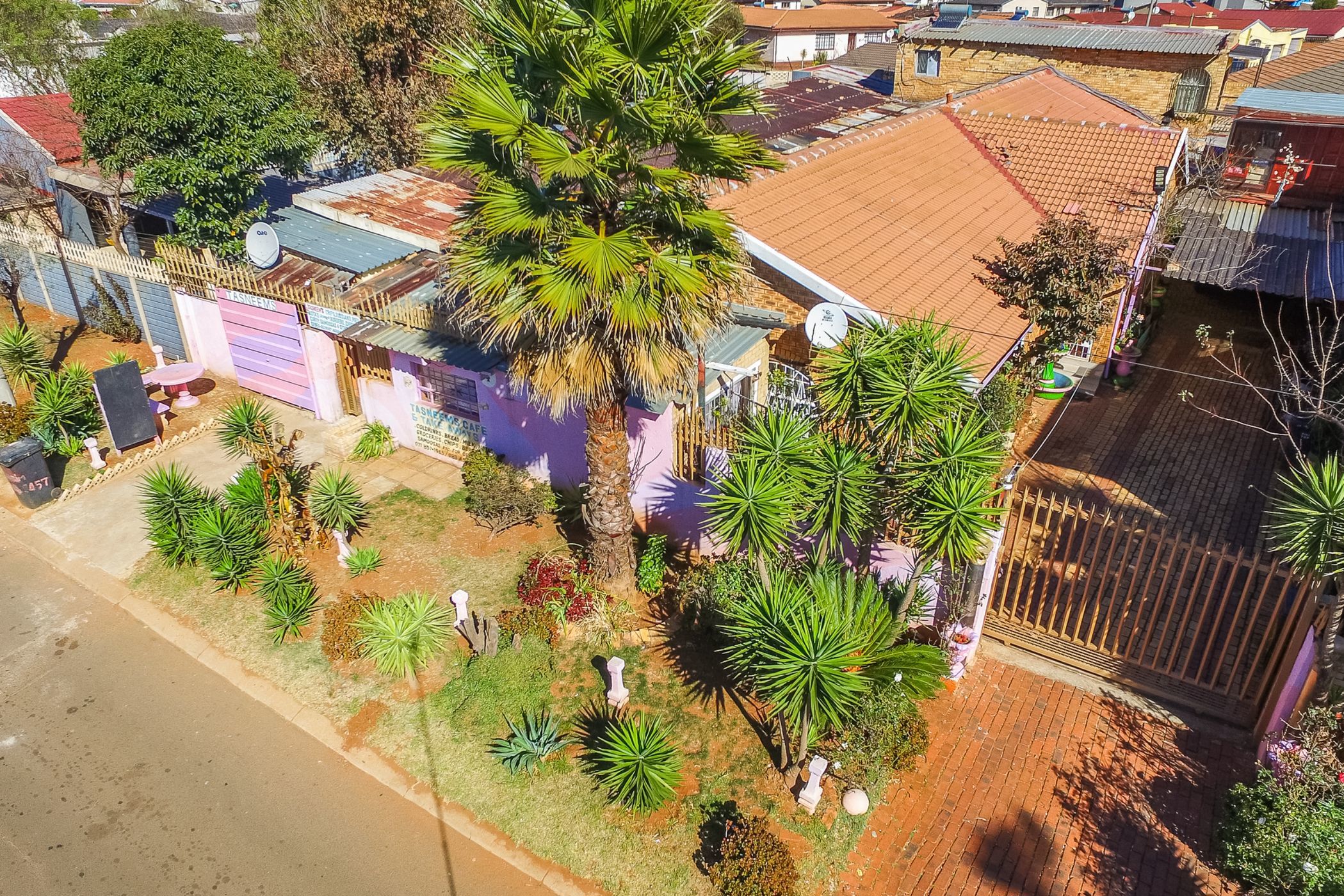 11 Bedroom House For Sale Lenasia 1GV1618879 Pam Golding Properties