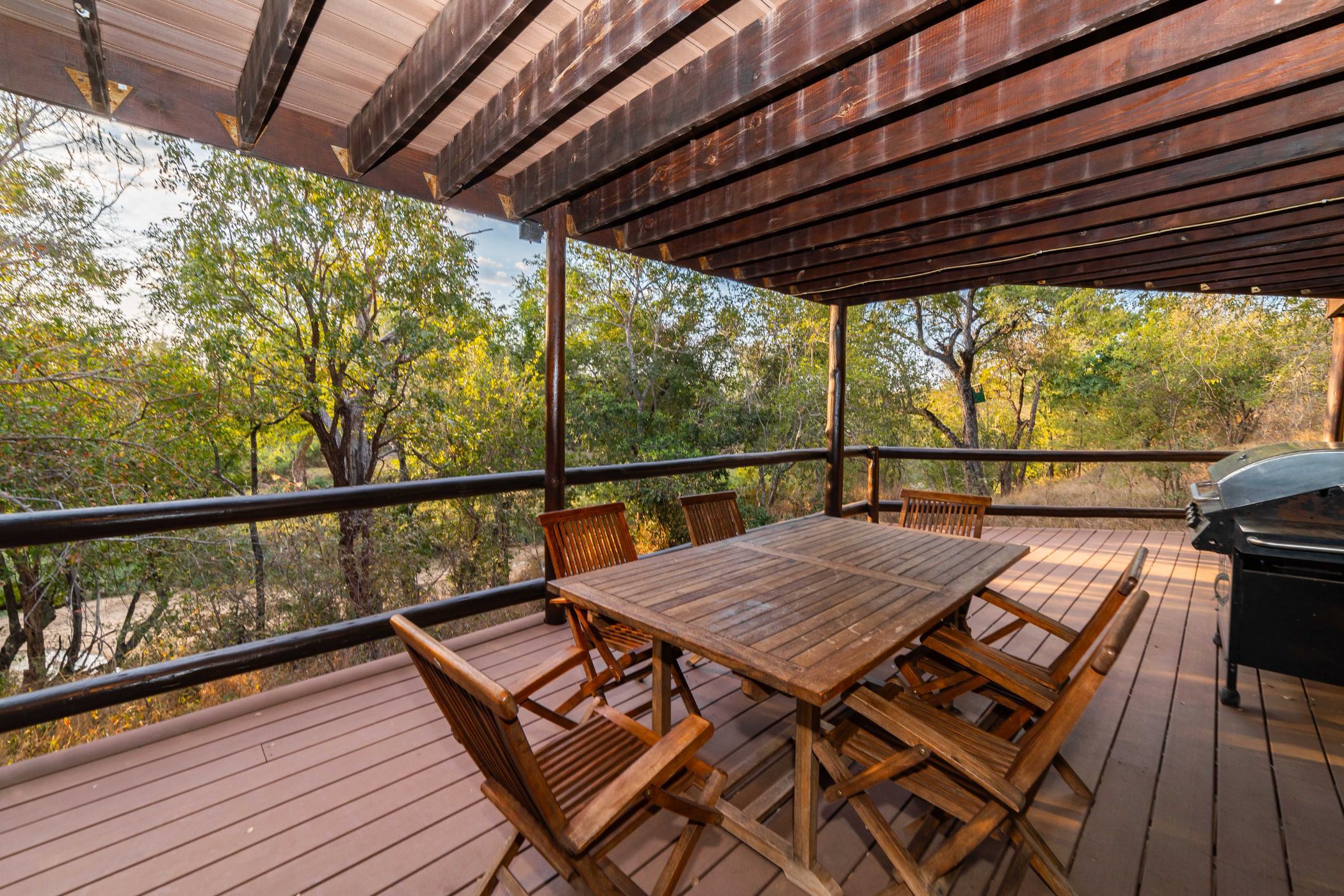 4 Bedroom House For Sale Karongwe Private Game Reserve 1HS1621423