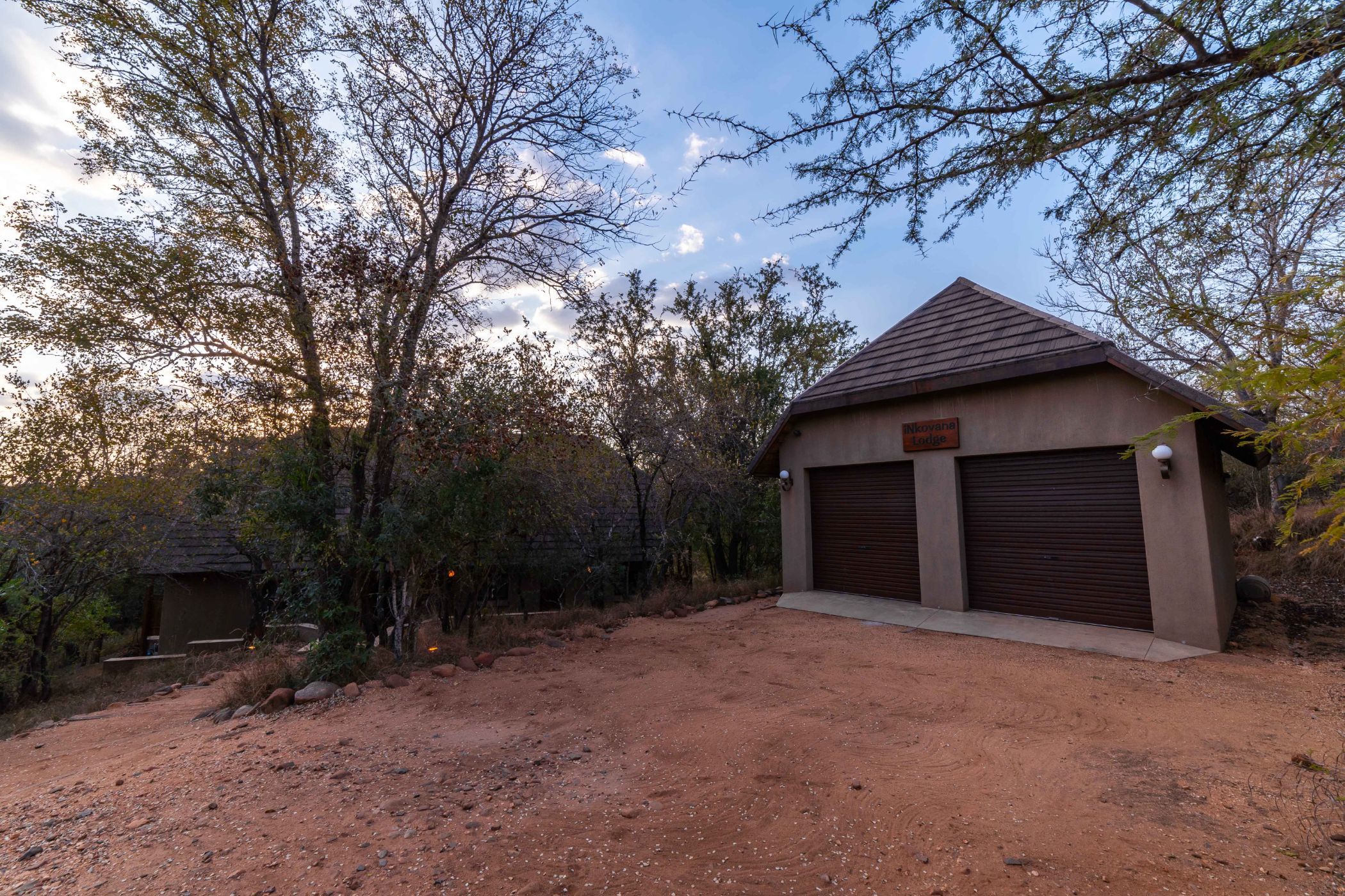 4 Bedroom House For Sale Karongwe Private Game Reserve 1HS1621423