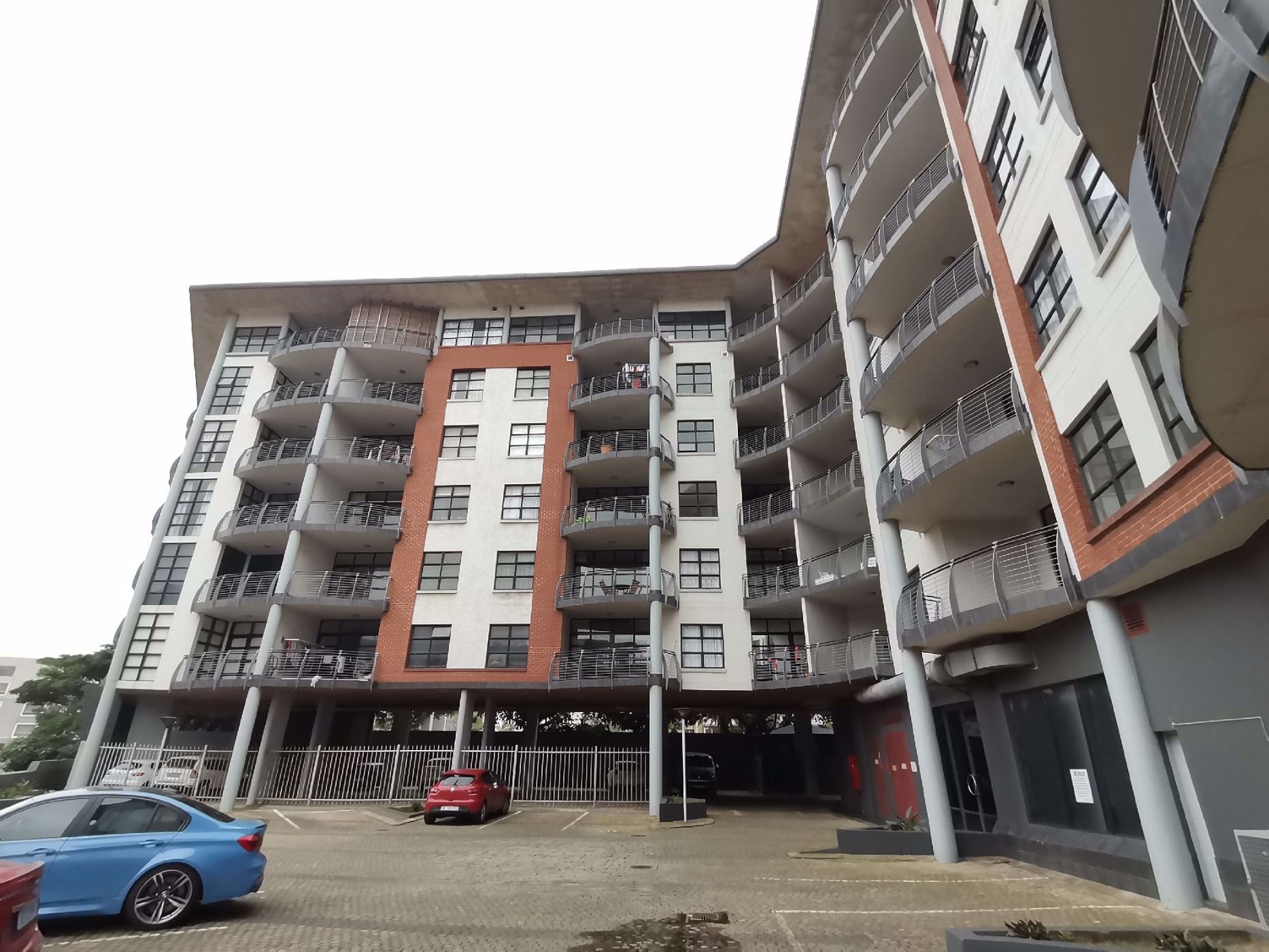 3 Bedroom Apartment For Sale Point Waterfront Durban 1DA1621456
