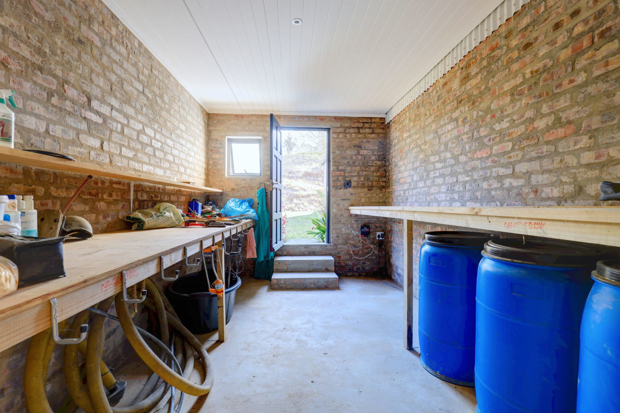 12 hectare Equestrian Farm For Sale Rural GEO1623399 Pam