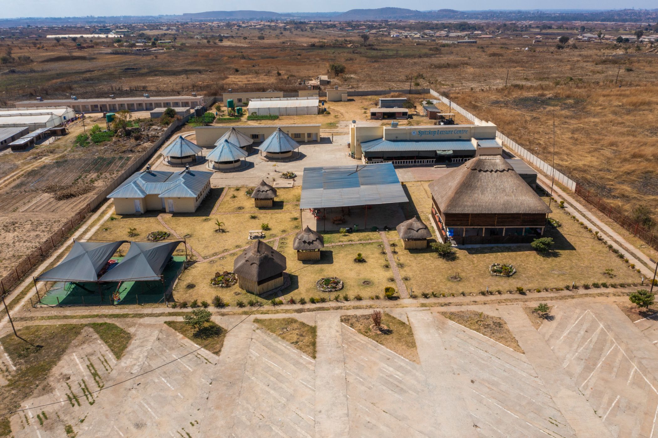 16000 m2 Commercial Building For Sale Harare West (Zimbabwe