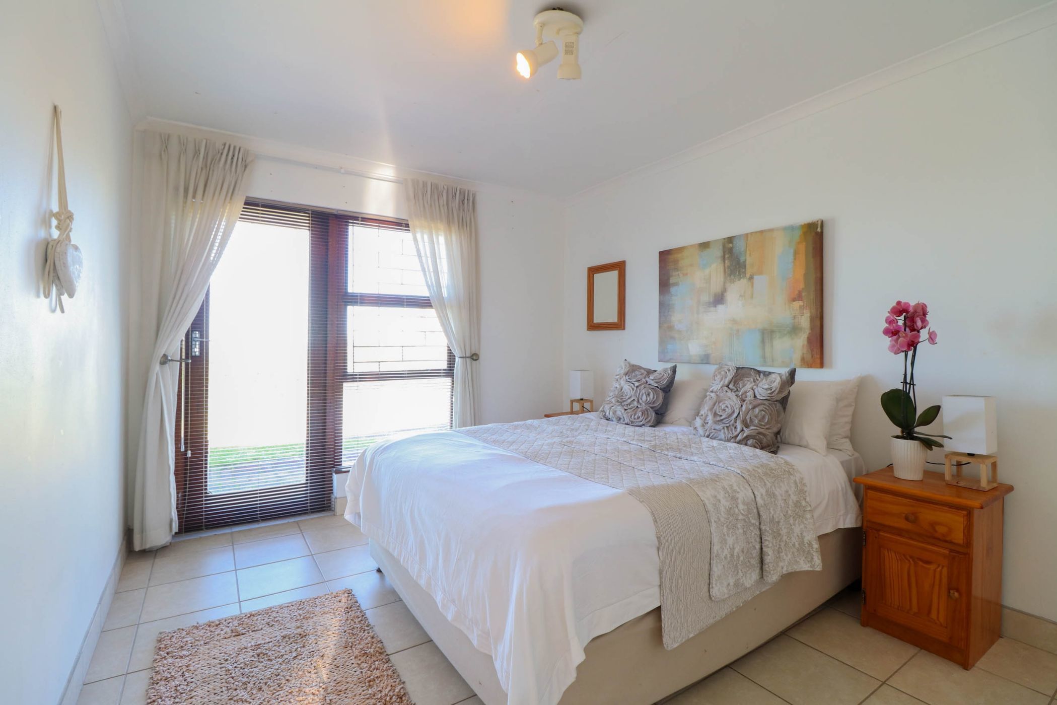 6 Bedroom House For Sale Paradise Beach (Jeffreys Bay) 1JF1154782