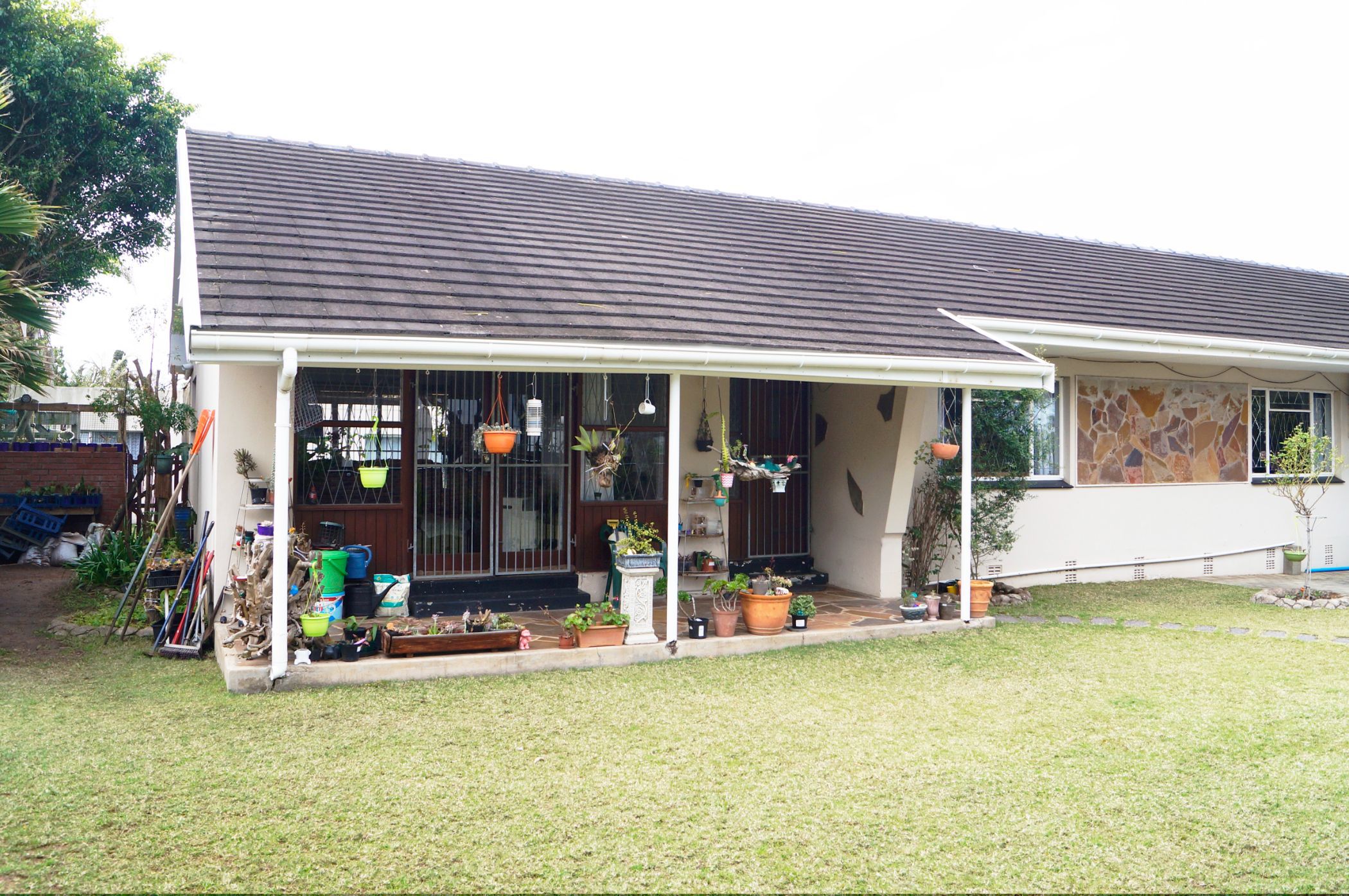 4 Bedroom House For Sale Beacon Bay 1ET1621109 Pam Golding Properties