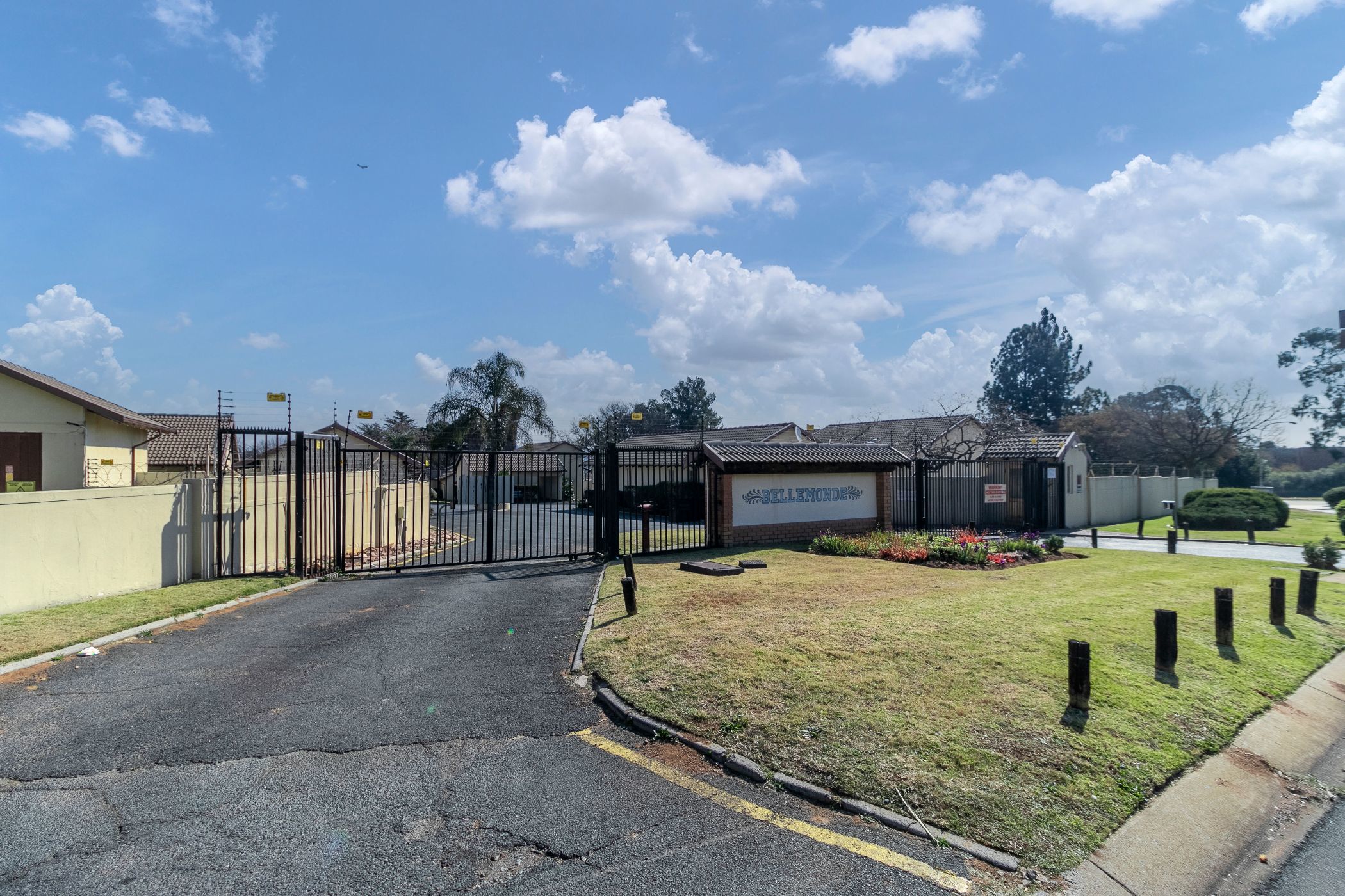 2 Bedroom Townhouse For Sale Ormonde 1GV1621568 Pam Golding Properties