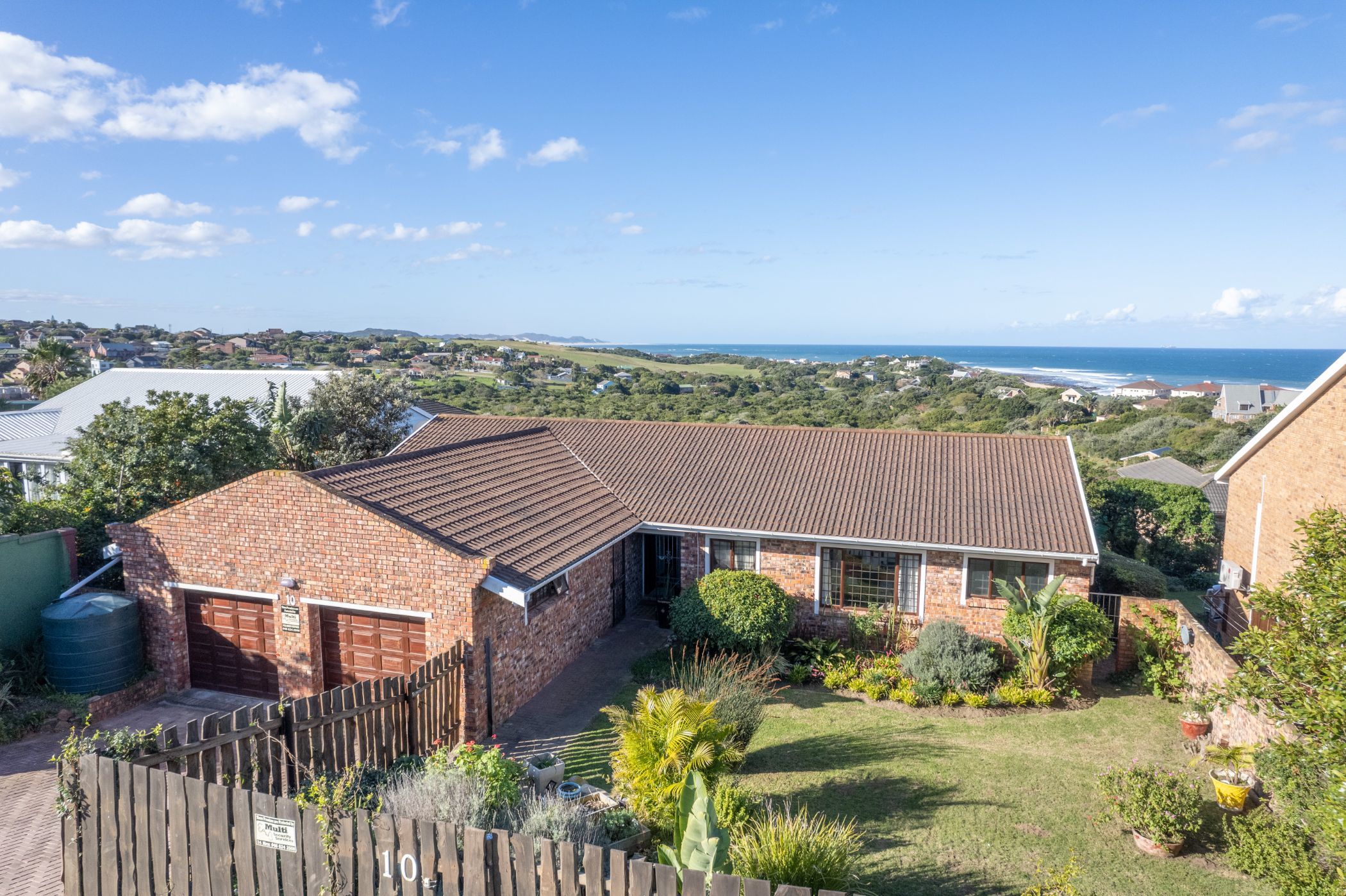 4 Bedroom House For Sale Port Alfred 1PF1622781 Pam Golding