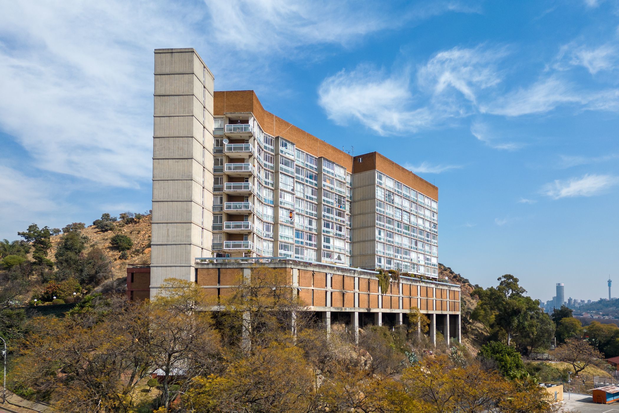 1 Bedroom Apartment For Sale Kensington (Bedfordview Area