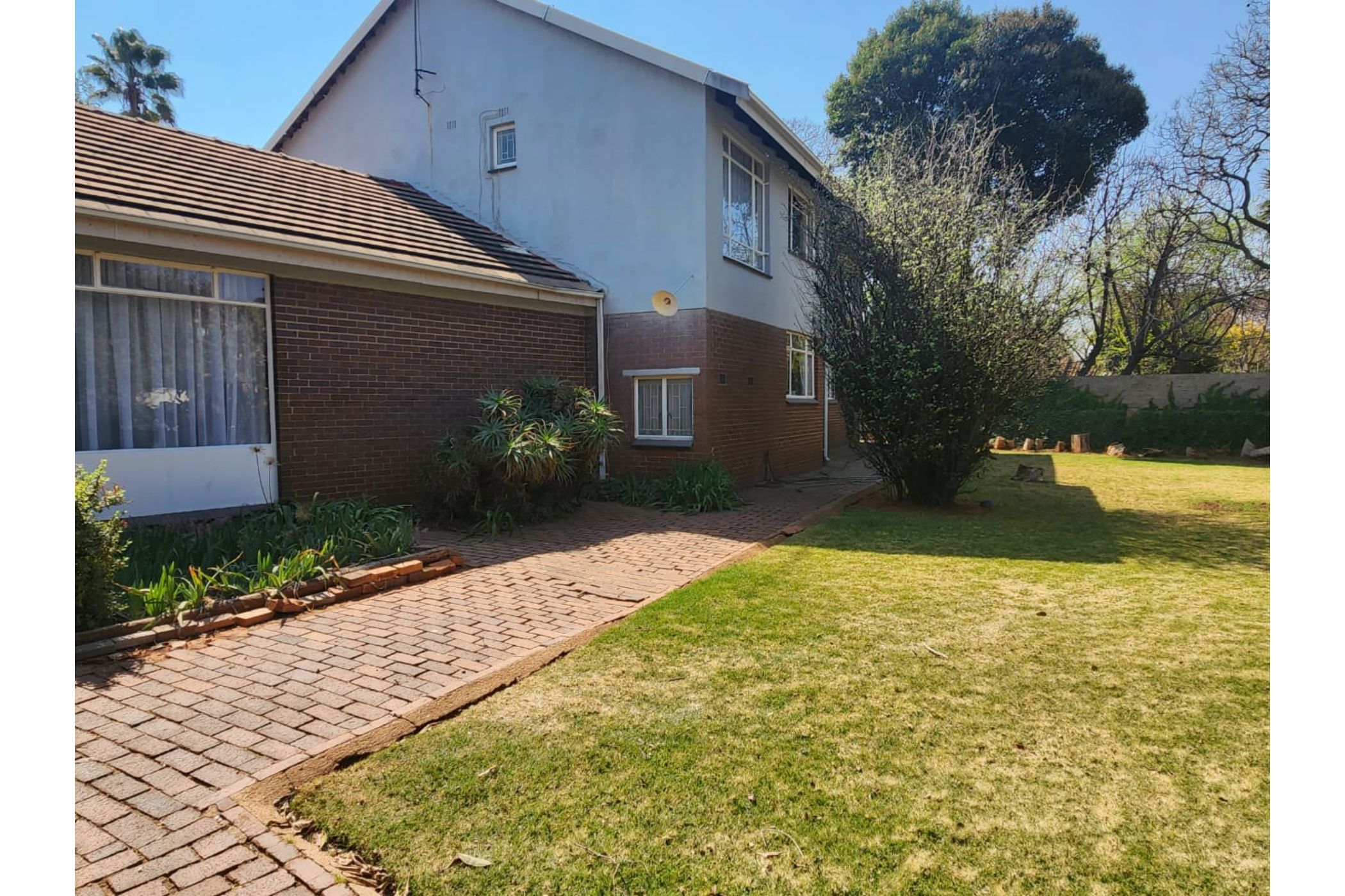 4 Bedroom House For Sale Observatory (Johannesburg) BED1626743