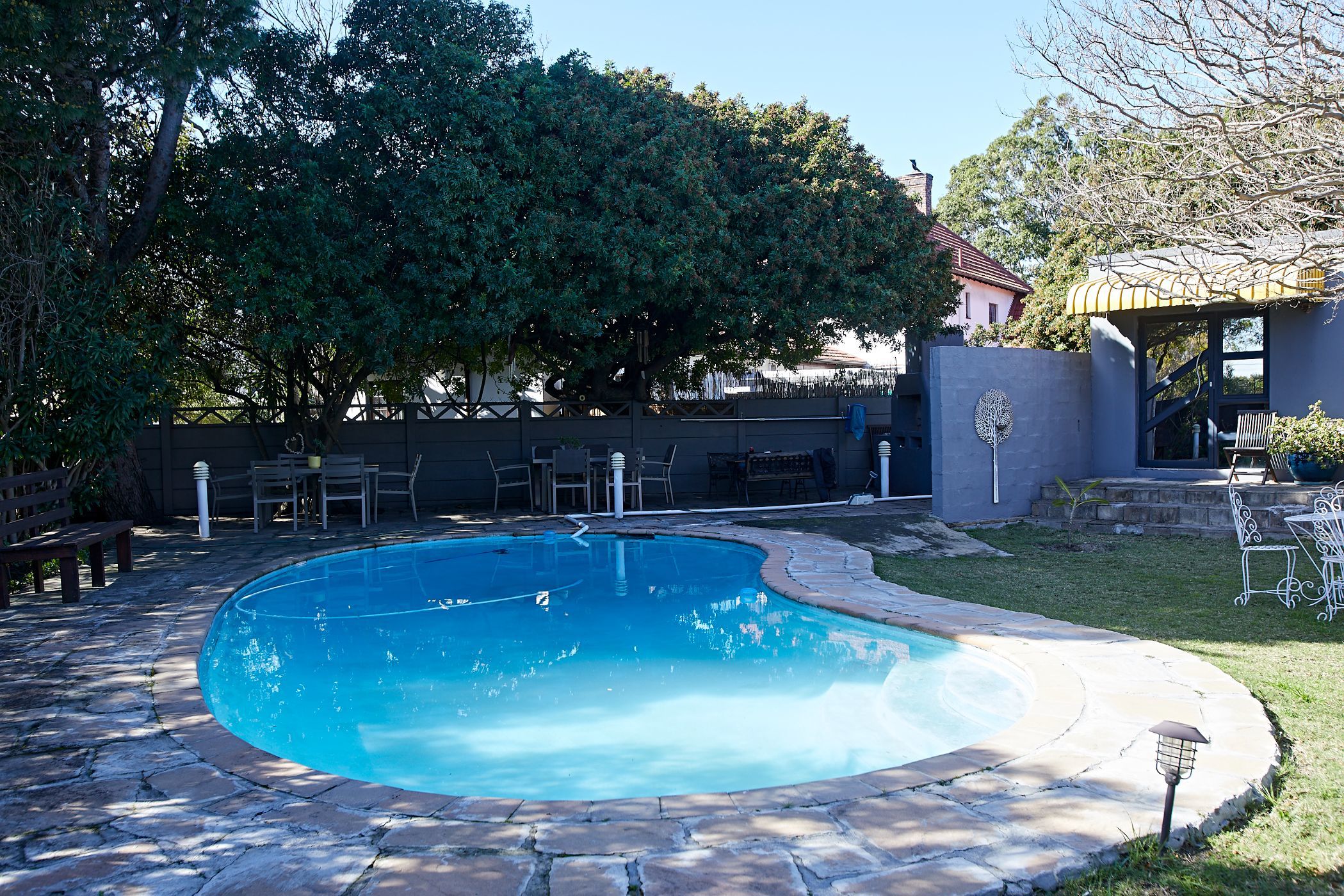 7 Bedroom House For Sale Pinelands (Cape Town) KW1623173 Pam