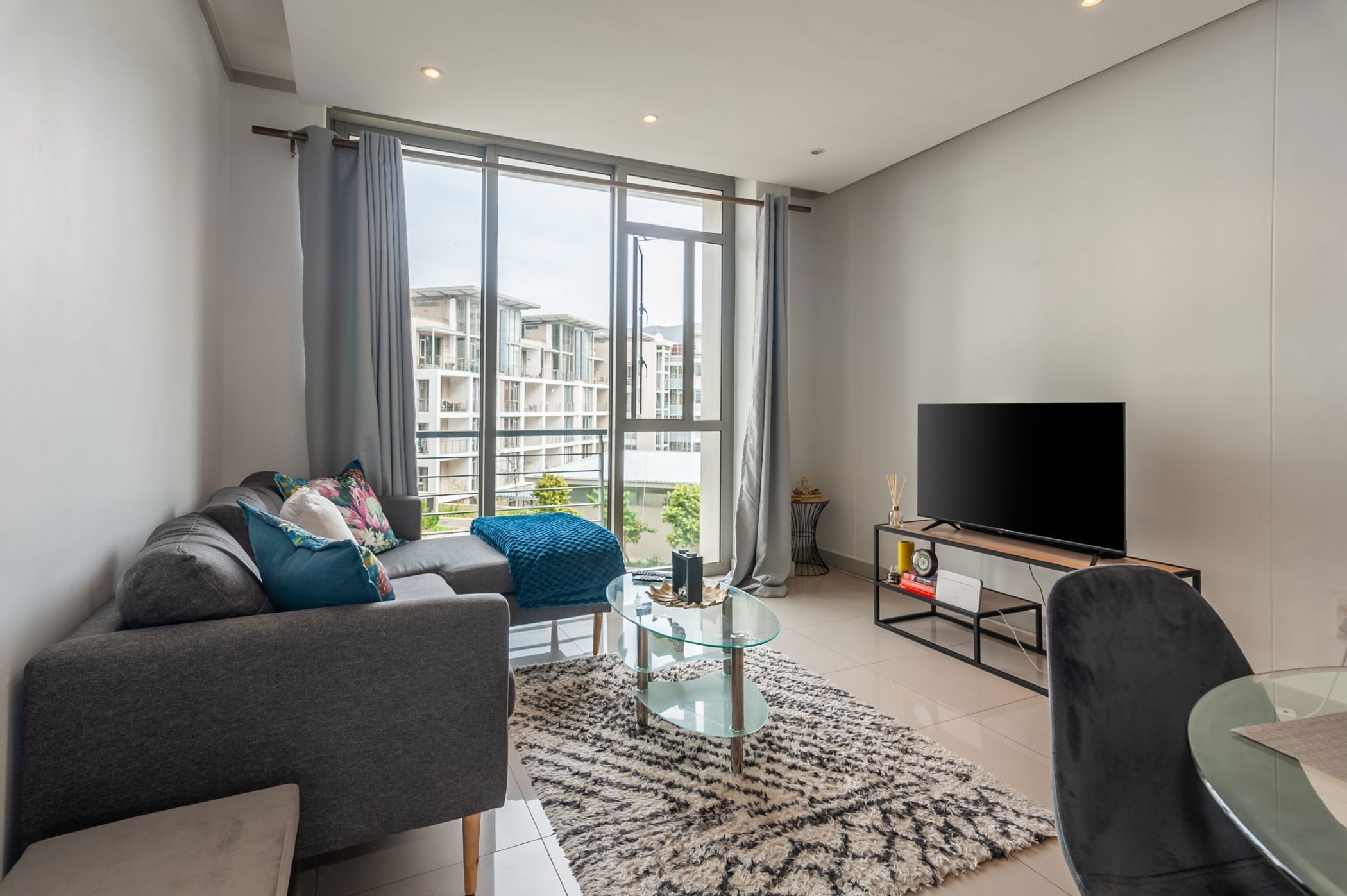 1 Bedroom Apartment For Sale Claremont Upper KW1626348 Pam