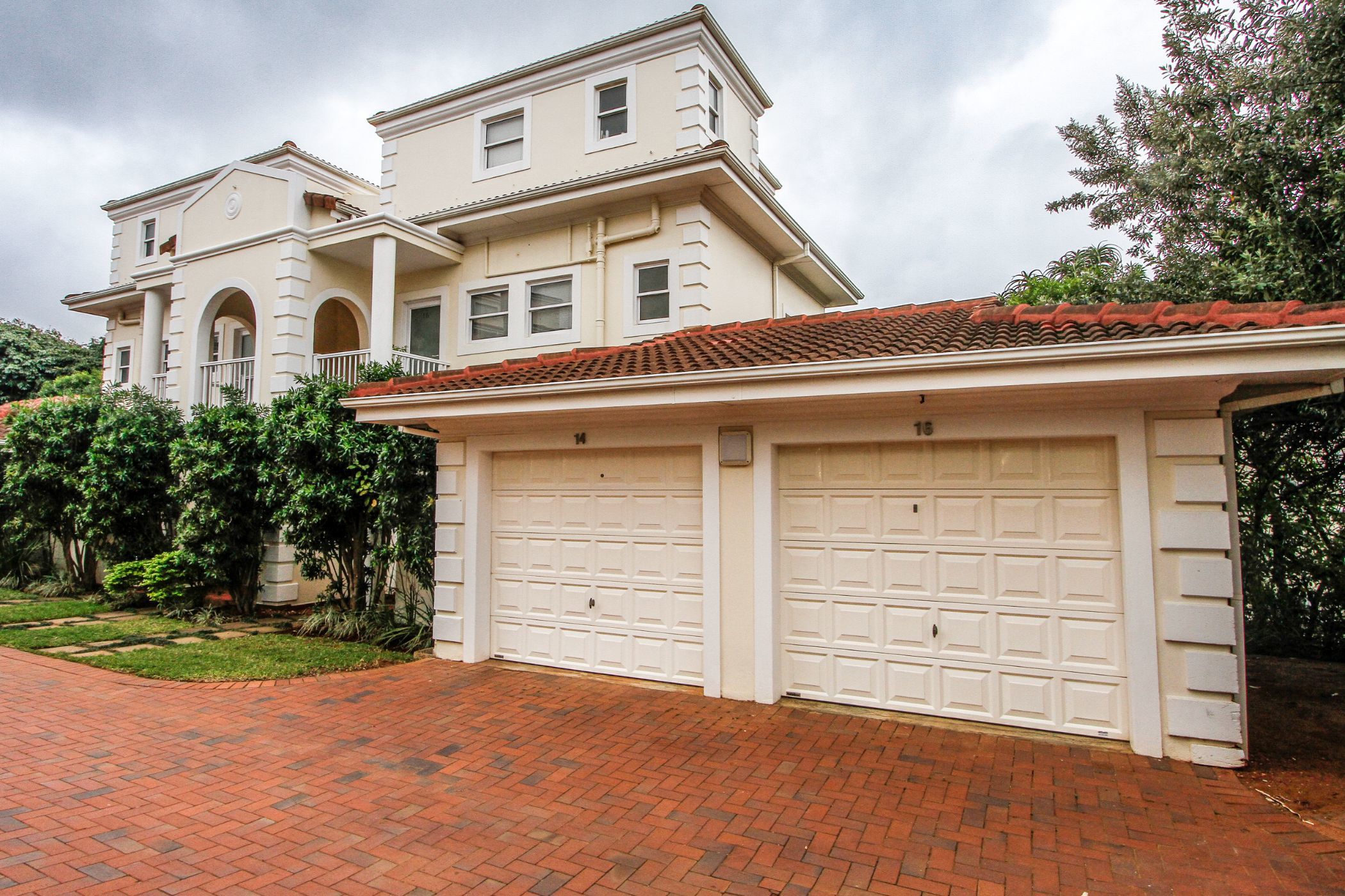 1 Bedroom Townhouse For Sale La Lucia 1ND1625366 Pam Golding