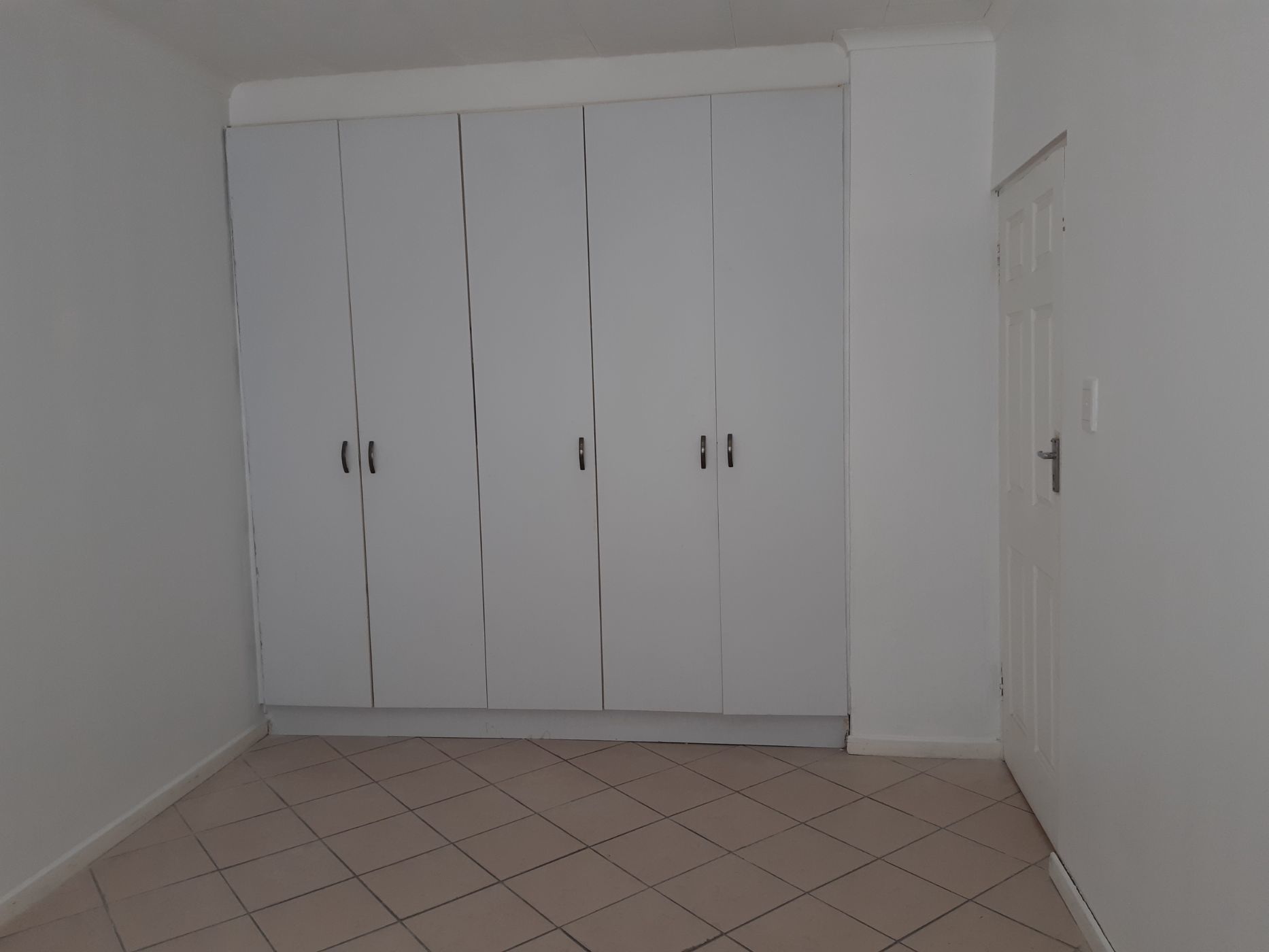 2 Bedroom Townhouse For Sale Windsor Park (Despatch) 1UK1615596 Pam Golding Properties