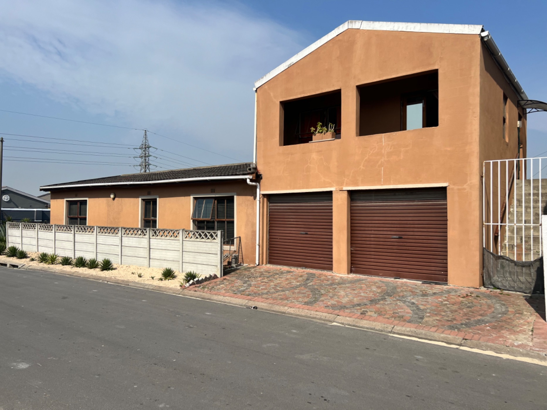 5 Bedroom House For Sale Malibu Village (Blue Downs) 1KV1627300