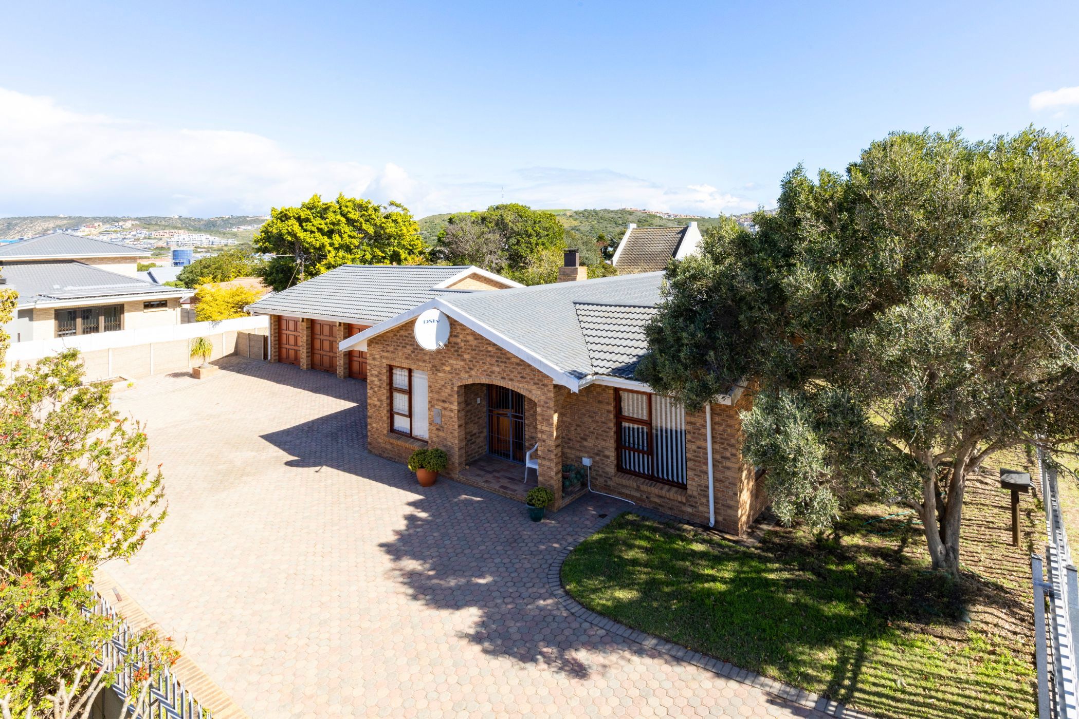 3 Bedroom House For Sale Bayview (Hartenbos) 1MB1625762 Pam