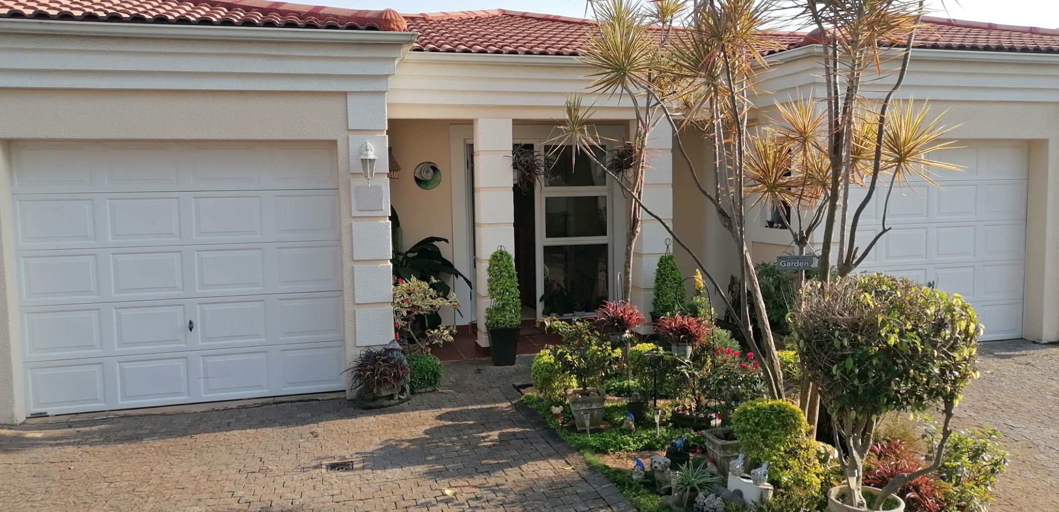 3 Bedroom Apartment For Sale La Lucia 1ND1625456 Pam Golding