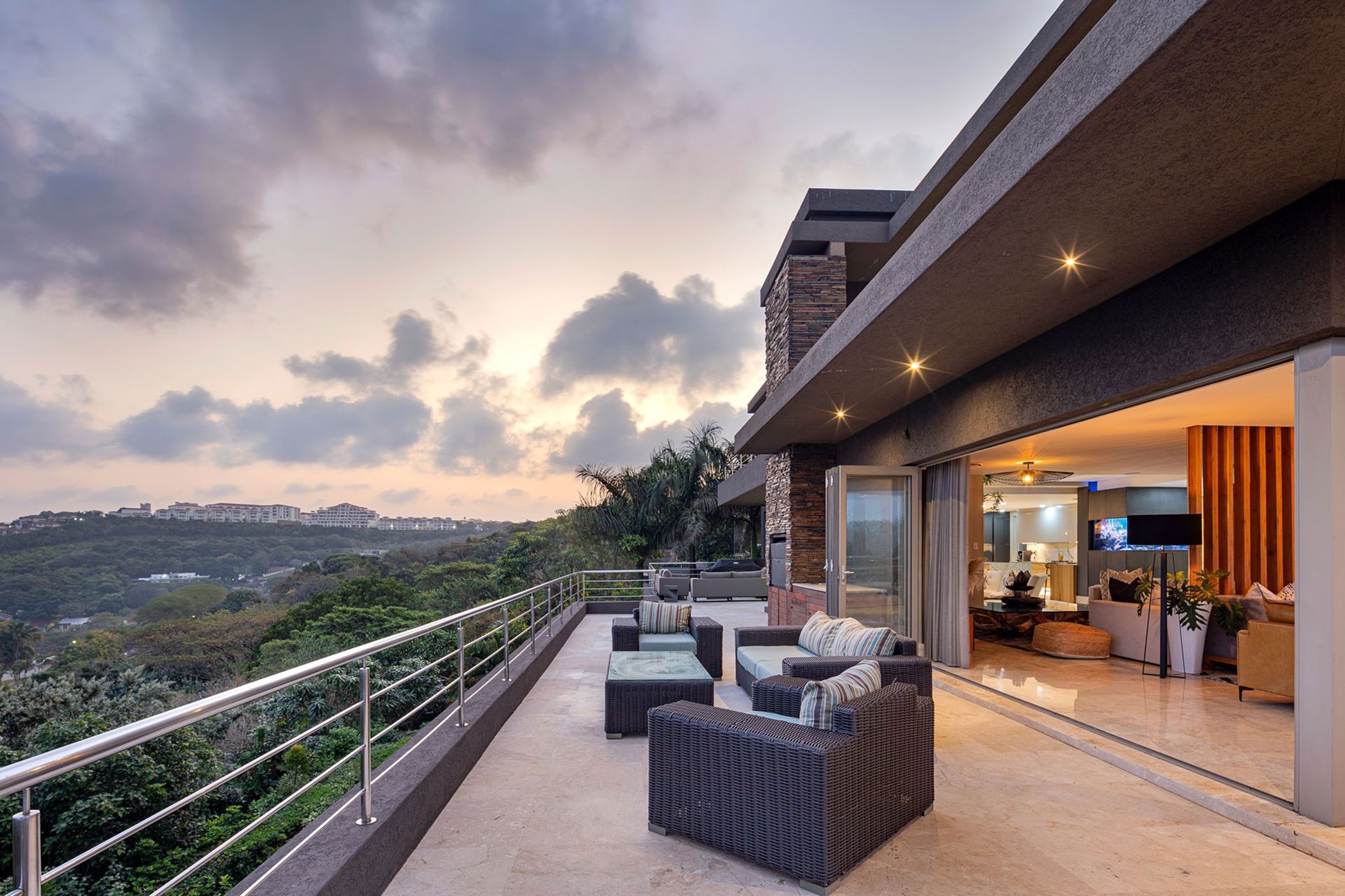 6 Bedroom House For Sale La Lucia 1ND1626614 Pam Golding Properties