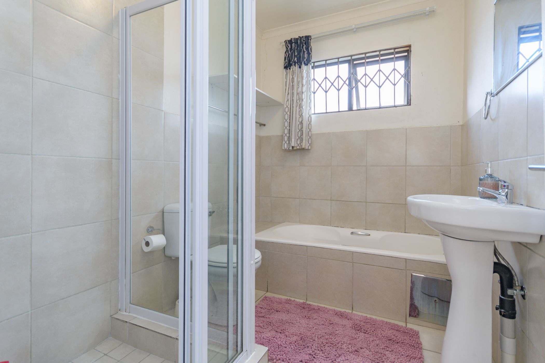 3 Bedroom Security Complex Home For Sale Brentwood Park (Benoni