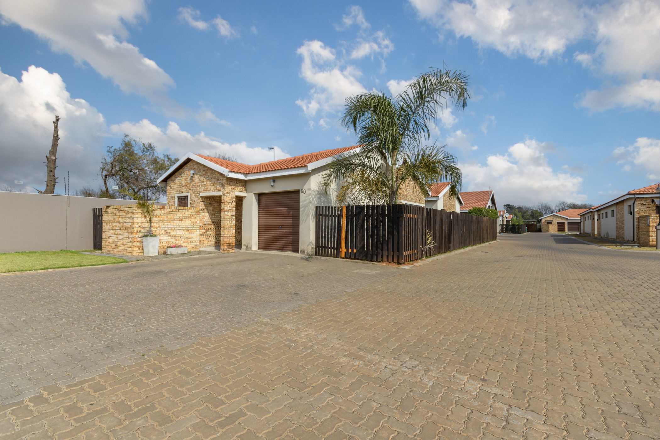 3 Bedroom Security Complex Home For Sale Brentwood Park (Benoni