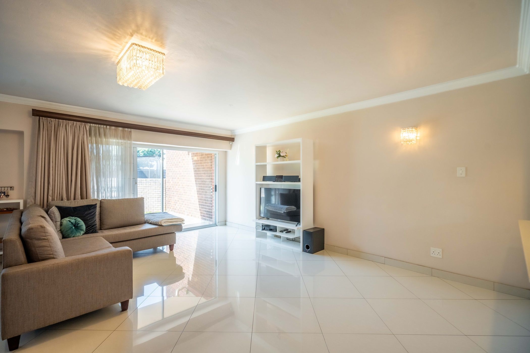 3 Bedroom Townhouse For Sale Musgrave 1DA1624854 Pam Golding