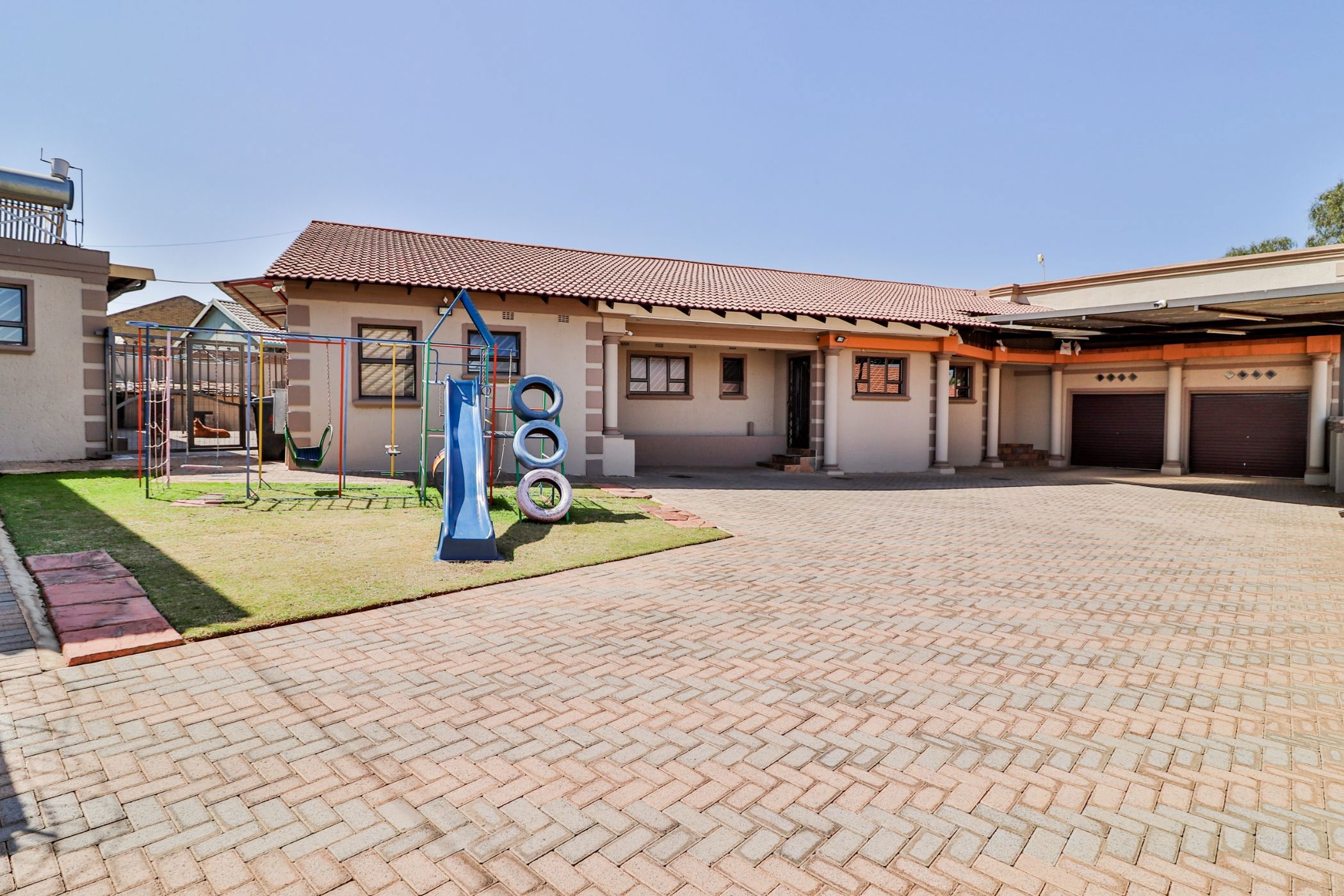 4 Bedroom House For Sale Lenasia South 1GV1627170 Pam Golding