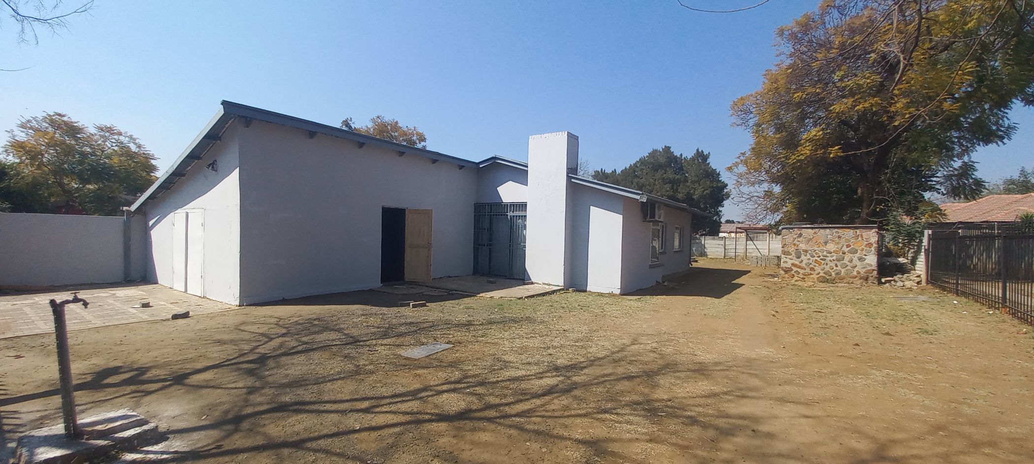 3 bedroom house for sale in Oos Einde (Rustenburg)