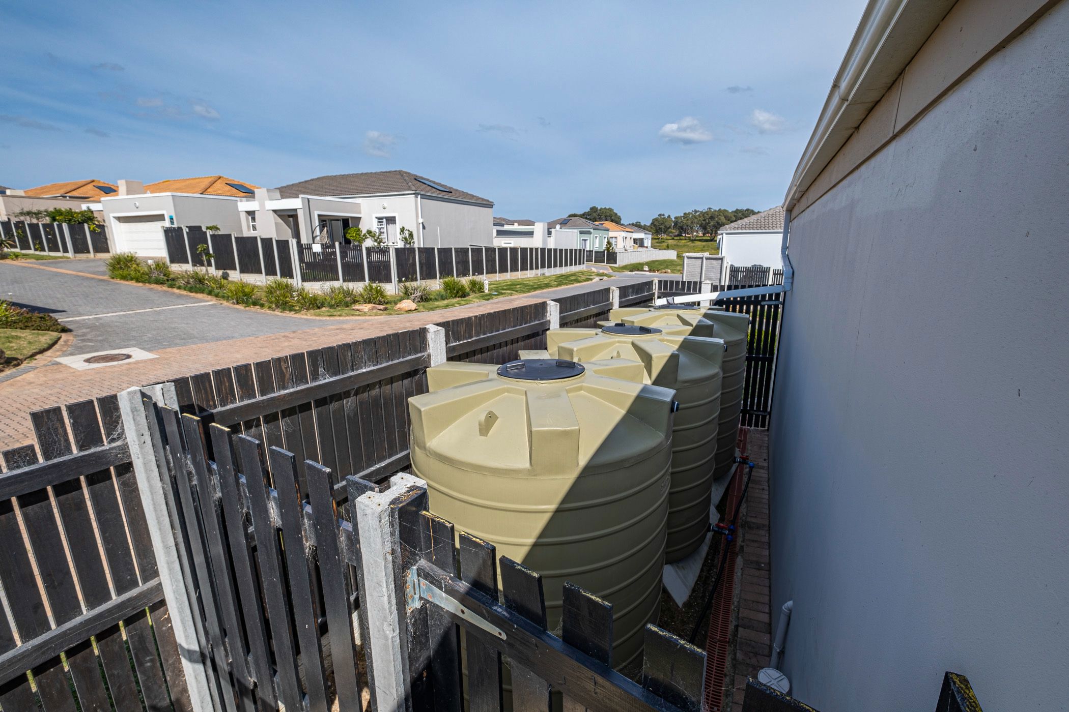 4 Bedroom Townhouse For Sale Westbrook (Port Elizabeth (Gqeberha