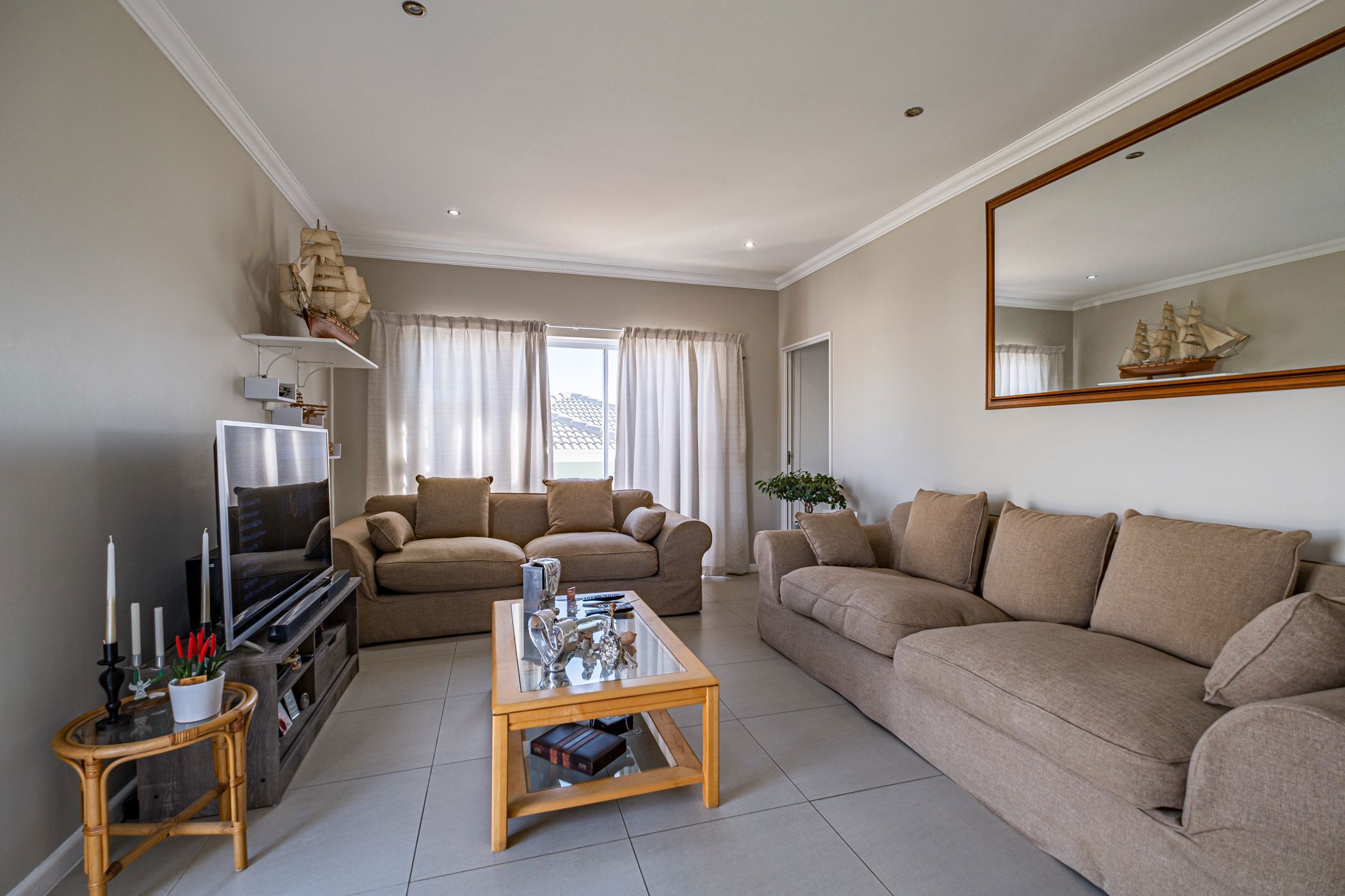 4 Bedroom Townhouse For Sale Westbrook (Port Elizabeth (Gqeberha