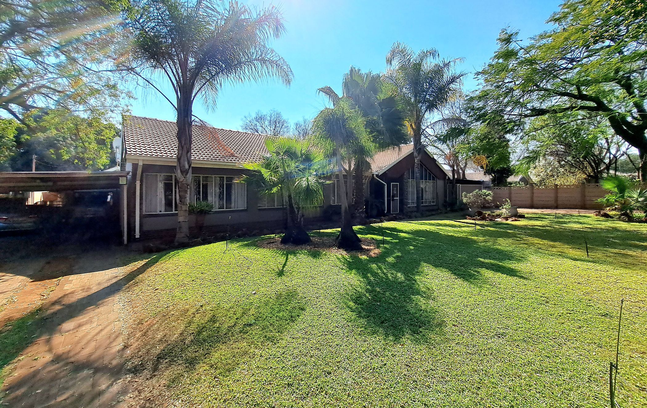 4 bedroom house for sale in Protea Park (Rustenburg)