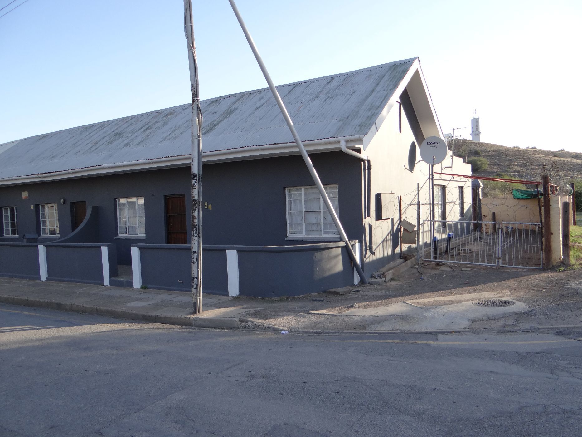 4 Bedroom House For Sale Beaufort West 1KK1626213 Pam Golding