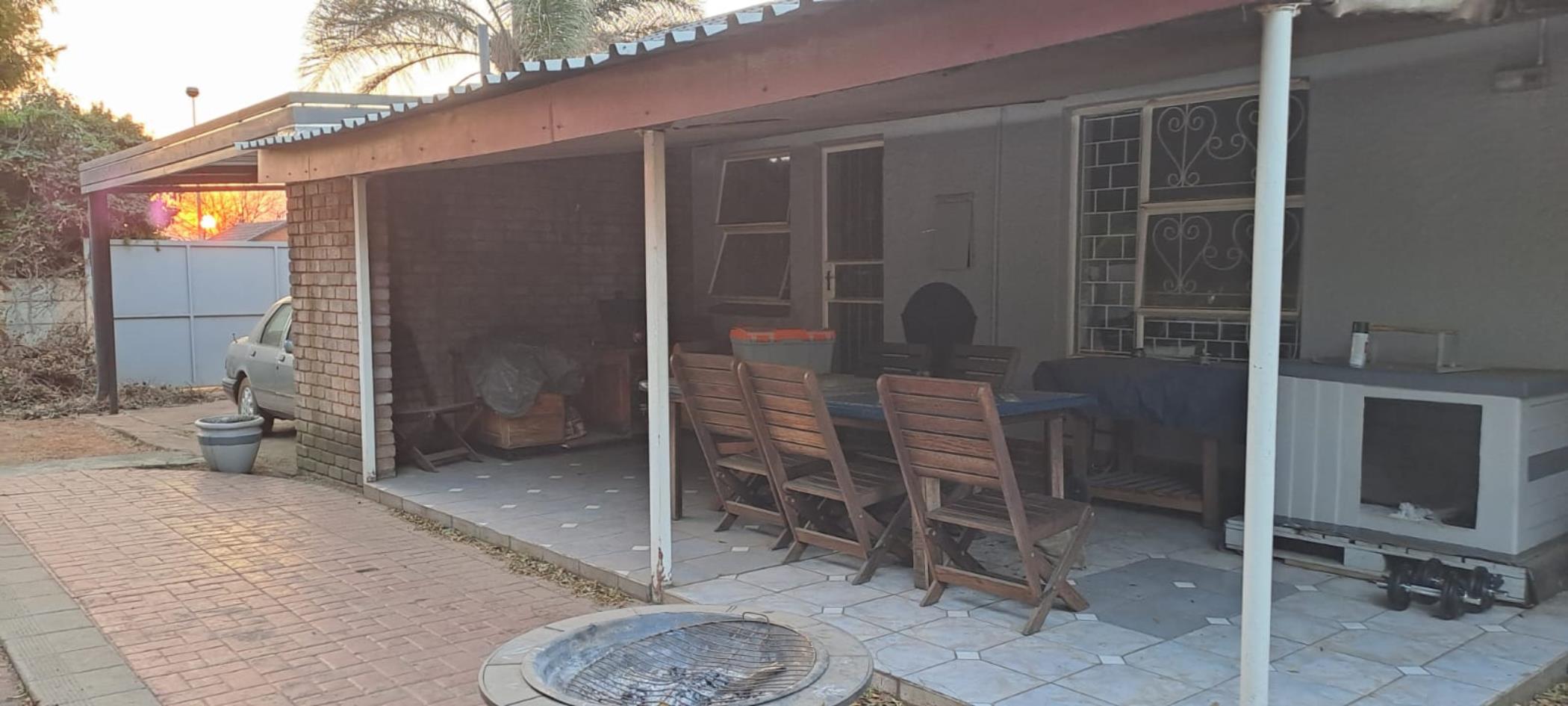 4 Bedroom House For Sale Verwoerdpark (Alberton) 1AB1643884 Pam