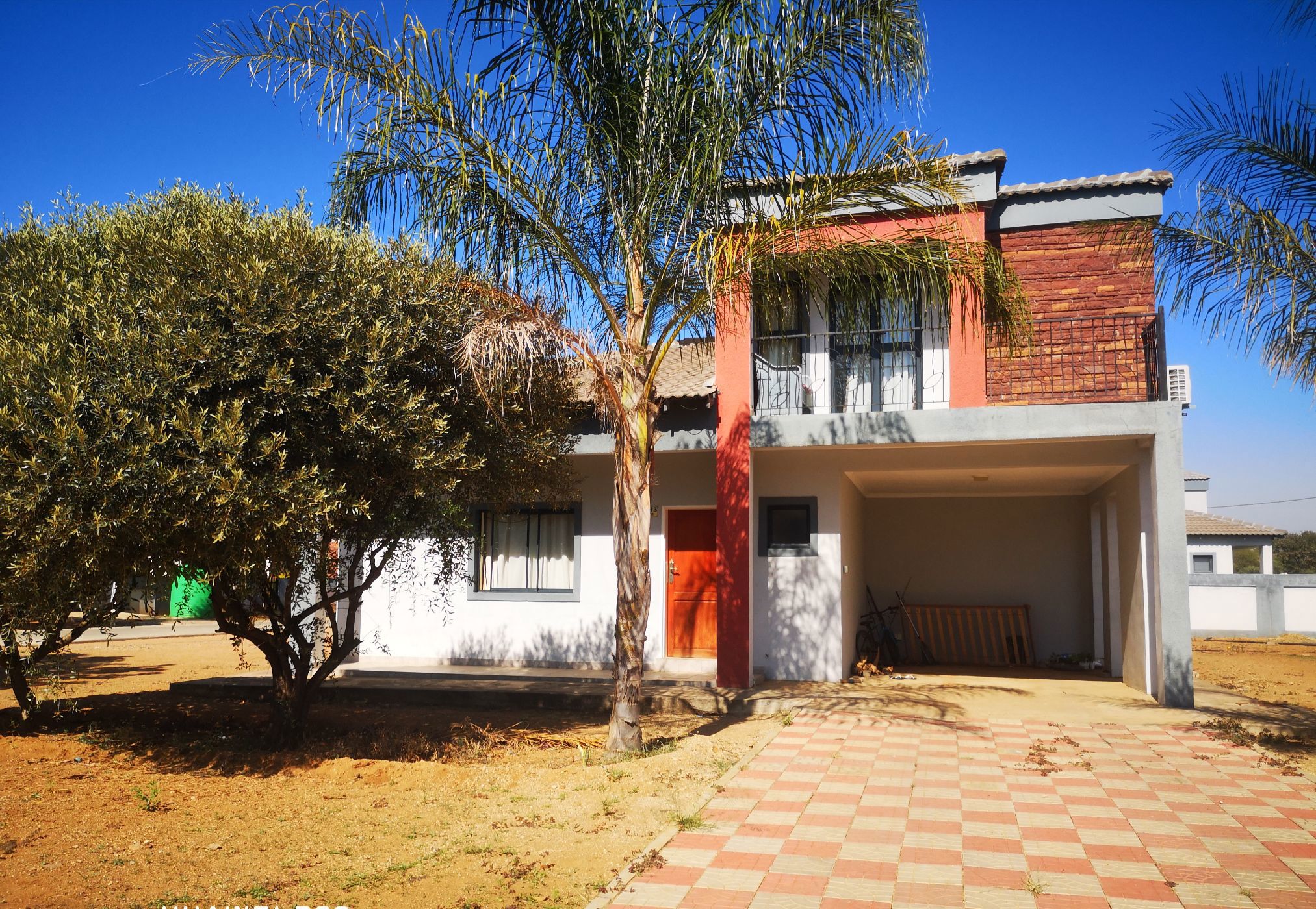 3 Bedroom Townhouse For Sale Gaborone North (Botswana) 3BO1627396