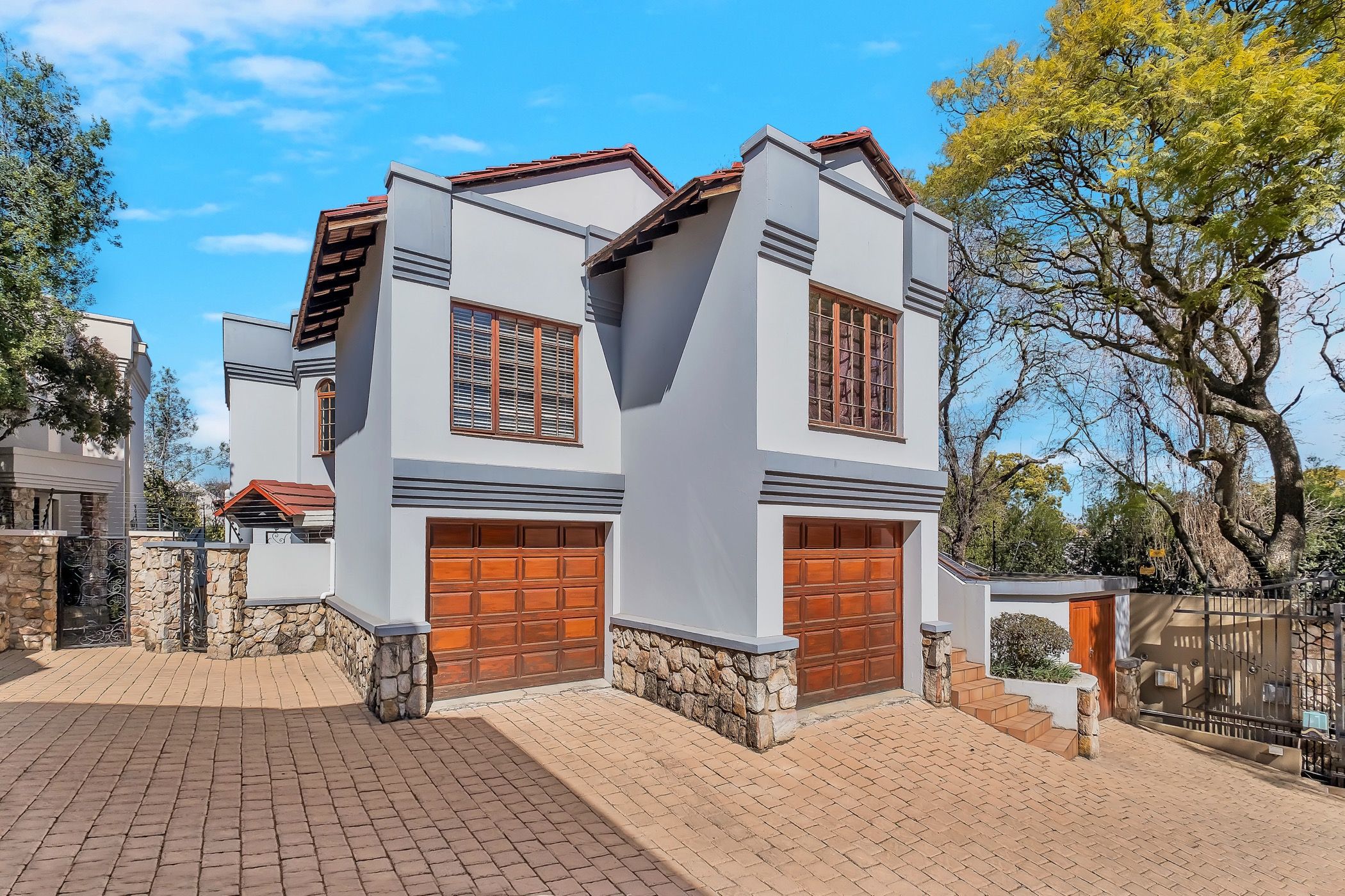 4 Bedroom Cluster House For Sale Westcliff (Johannesburg) HP1624812