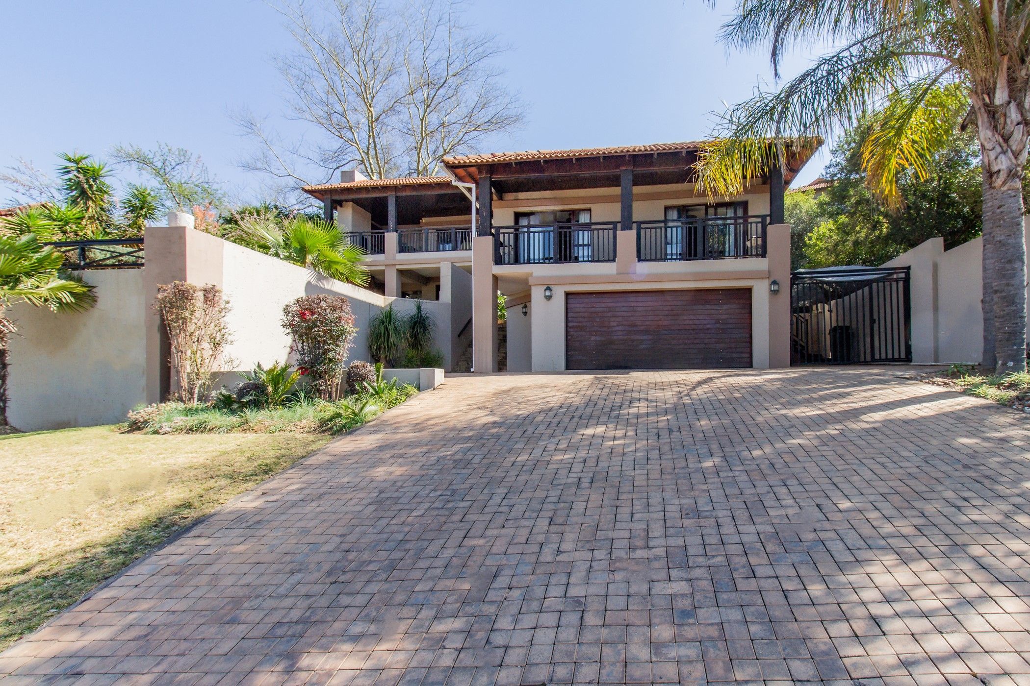 4 Bedroom Security Estate Home For Sale Birdwood 1HR1625058 Pam