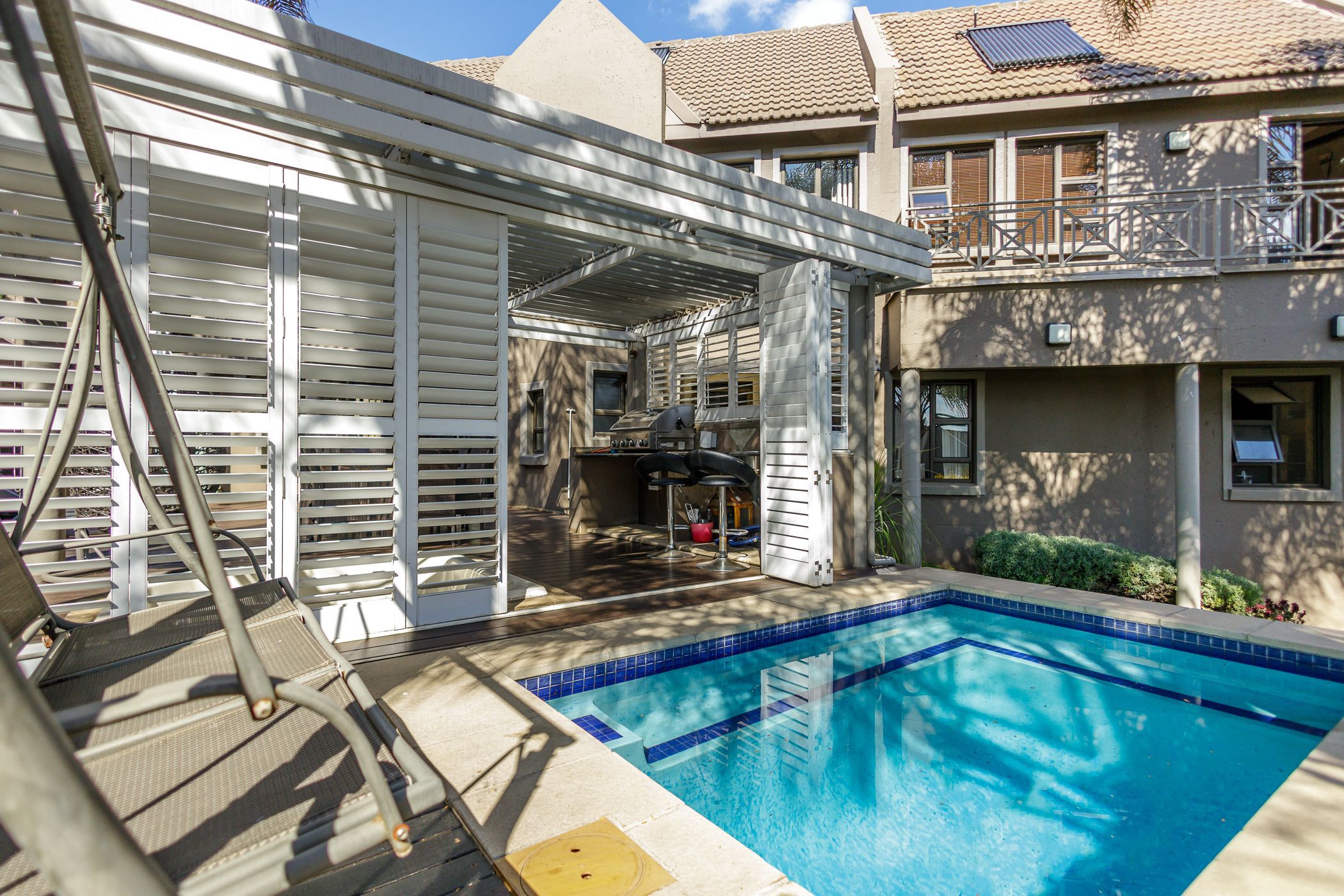 4 Bedroom Doublestorey Cluster For Sale Bedfordview BED1623238