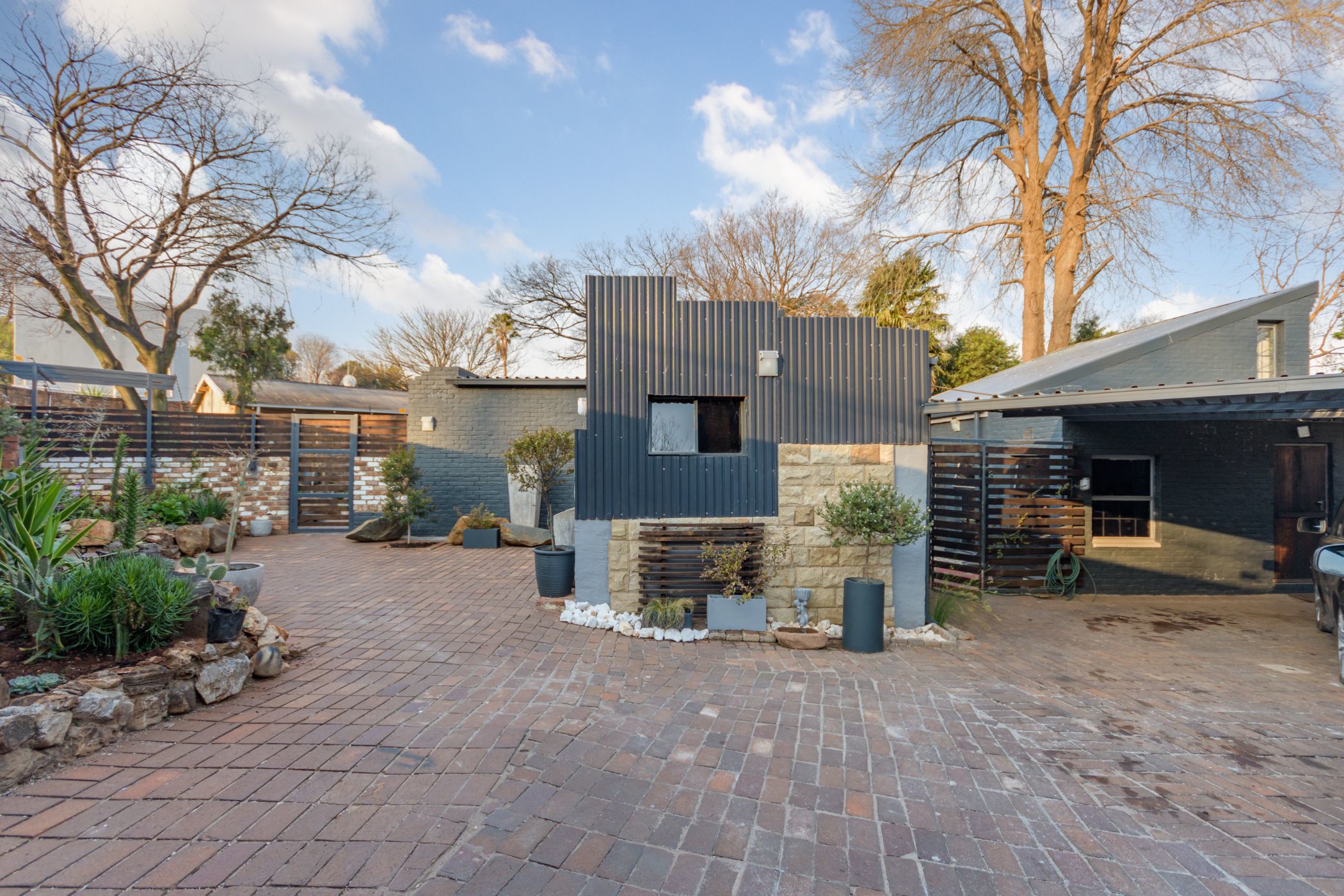 4 Bedroom House For Sale Westdene (Johannesburg) RAN1625514 Pam