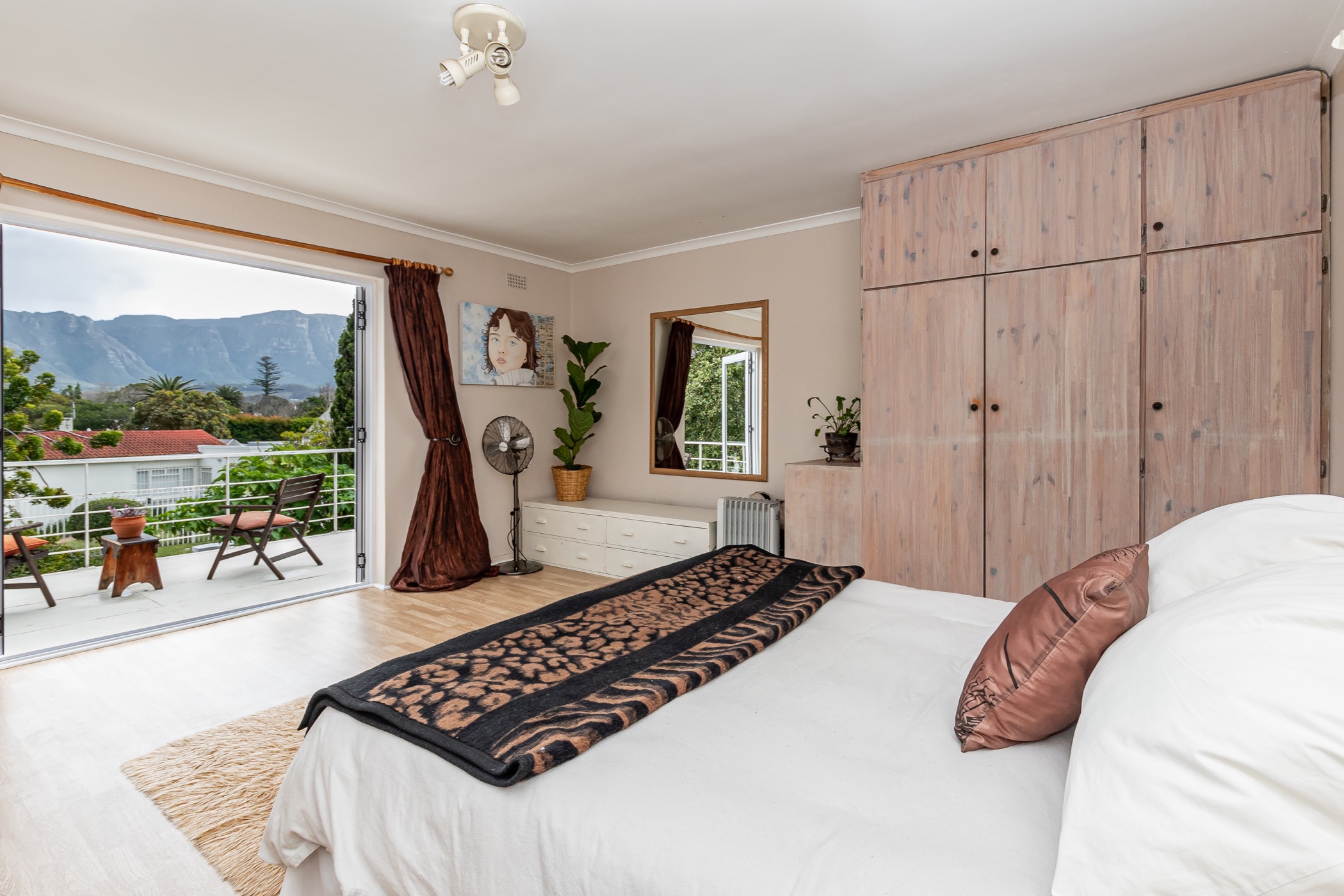 4 Bedroom House For Sale Constantia (Cape Town) KW1623570 Pam