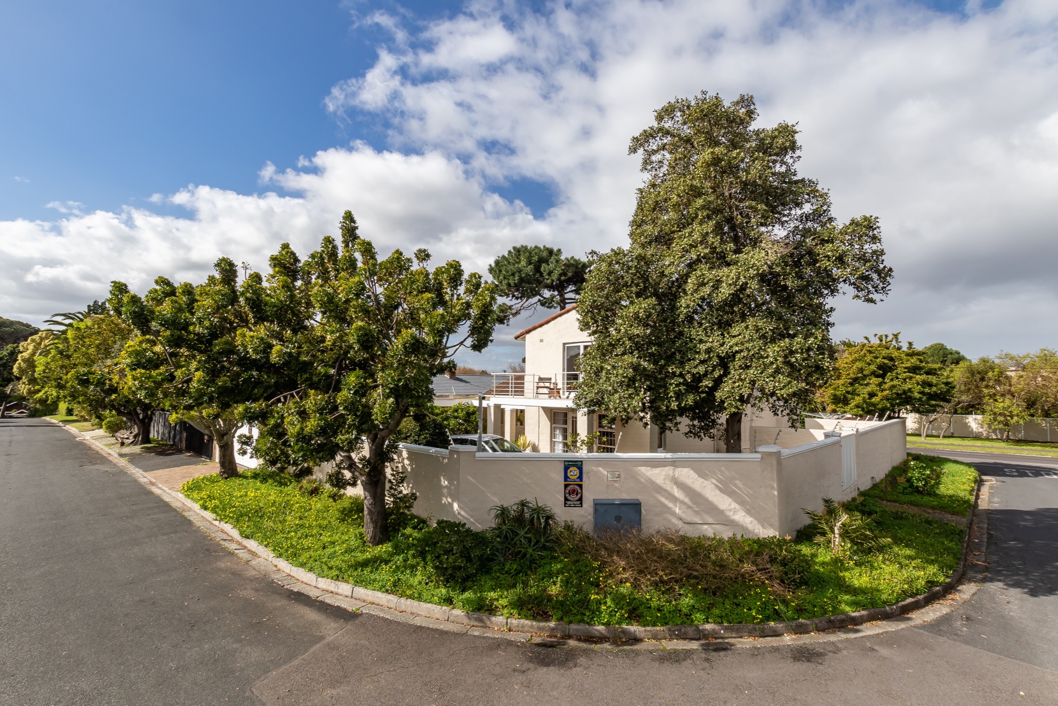 4 Bedroom House For Sale Constantia (Cape Town) KW1623570 Pam