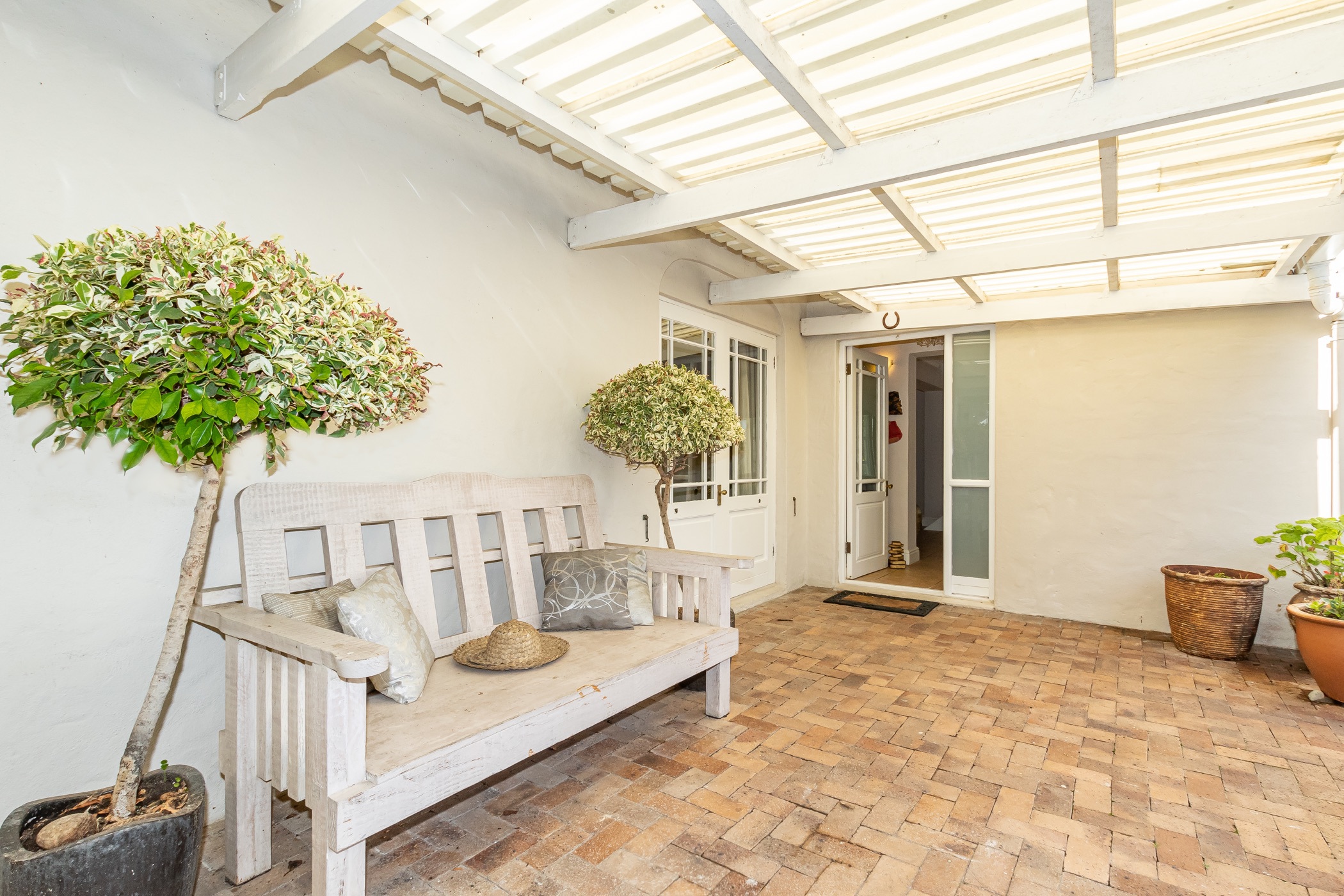 4 Bedroom House For Sale Constantia (Cape Town) KW1623570 Pam