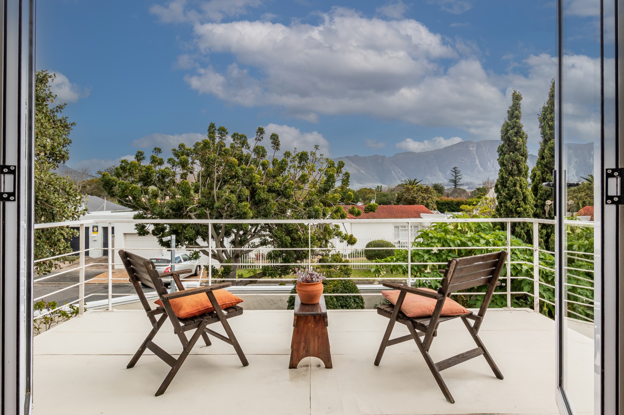 4 Bedroom House For Sale Constantia (Cape Town) KW1623570 Pam