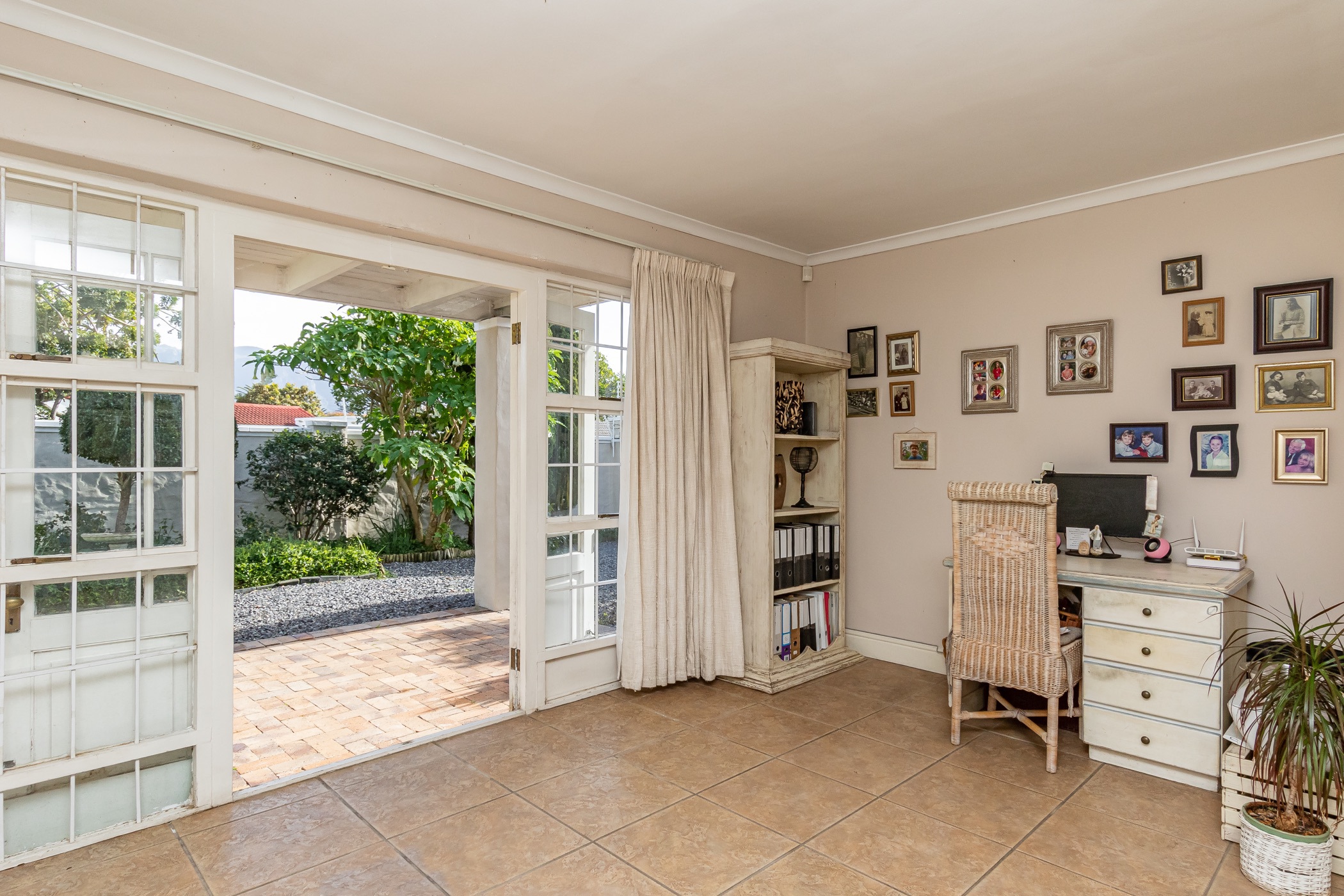 4 Bedroom House For Sale Constantia (Cape Town) KW1623570 Pam