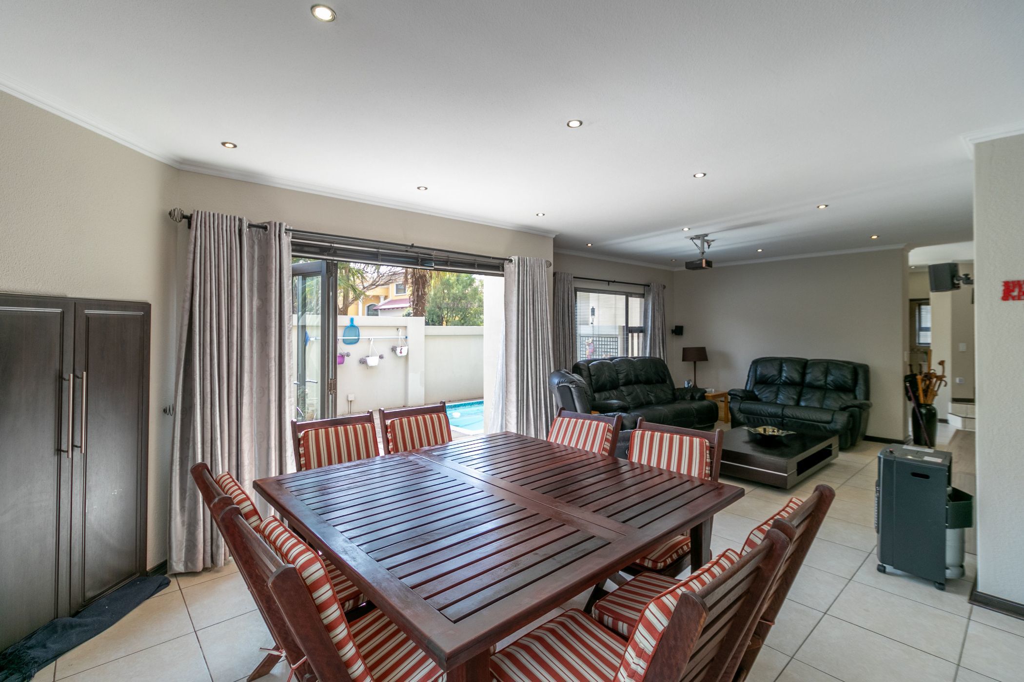 5 Bedroom House For Sale Aspen Hills Nature Reserve 1GV1626109